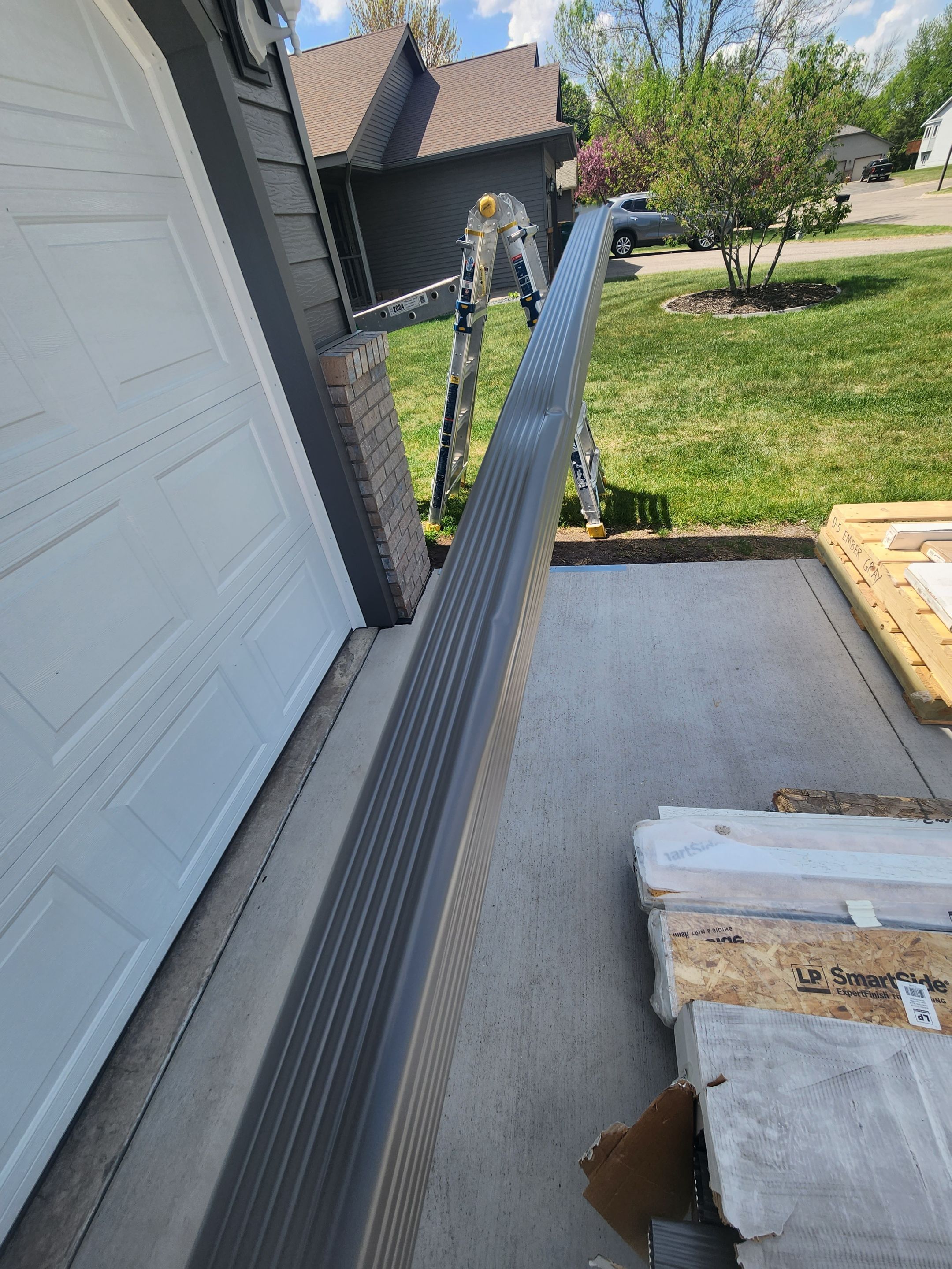 Project in Sartell by CoMitted 365 Roofing & Exteriors 