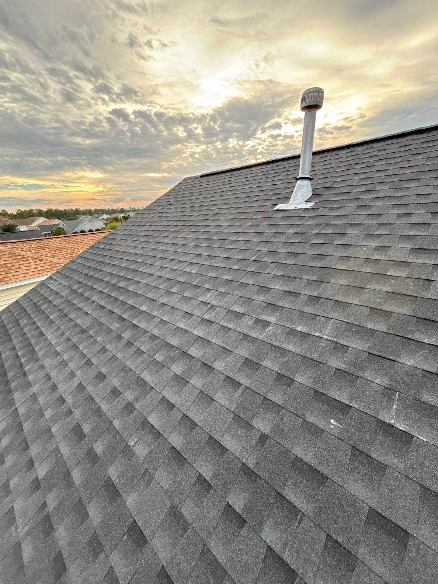 GAF HDZ - Charcoal by Linta Roofing