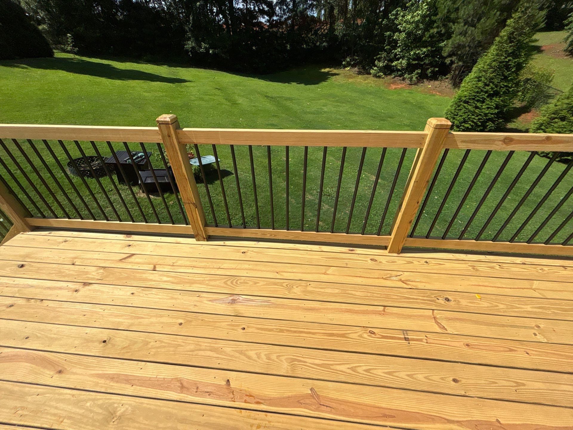 Wood Deck using Wood Sealant by DuraSeal