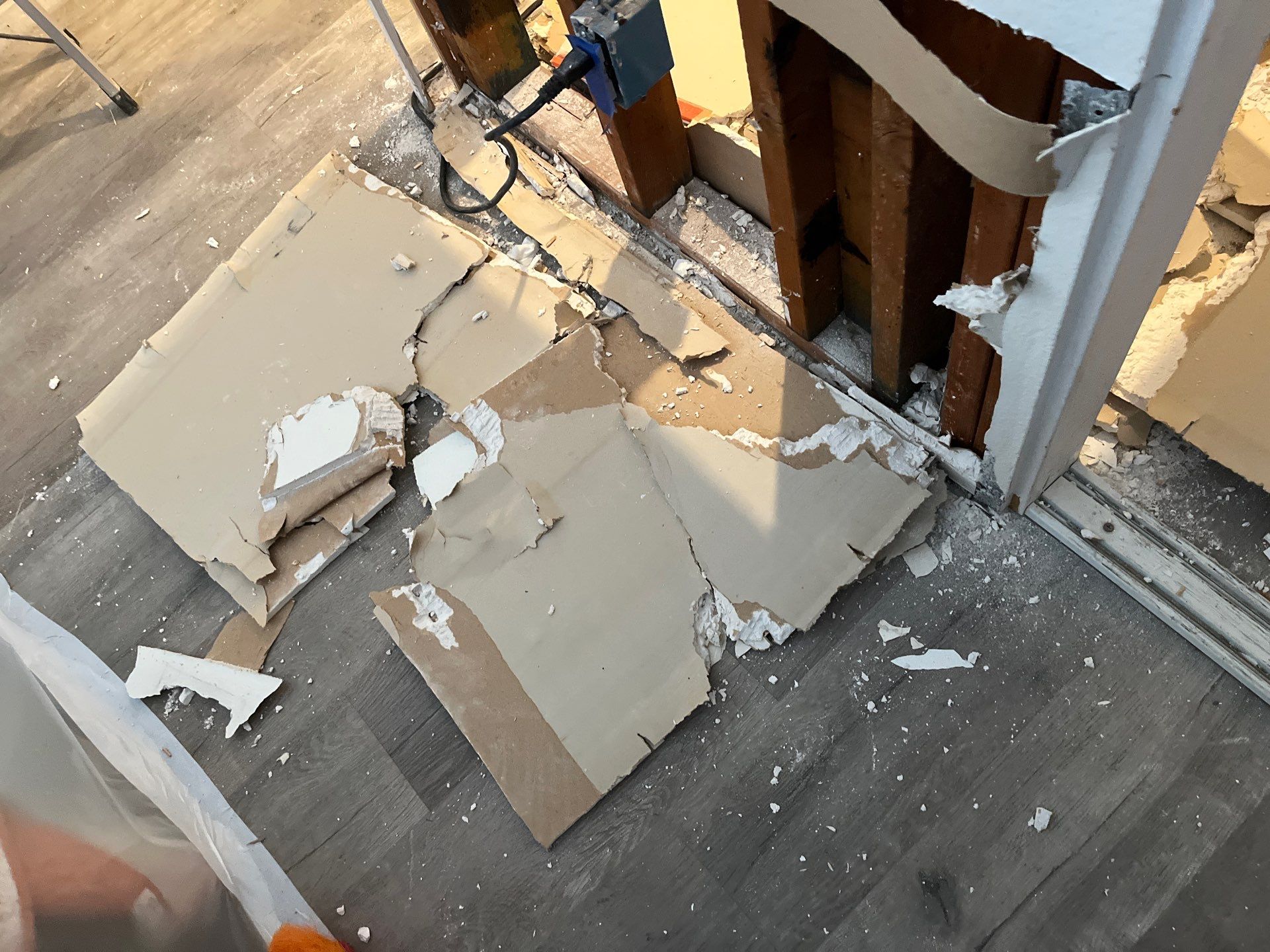 Mold Remediation & Rebuild in Laguna Niguel by One Stop Source