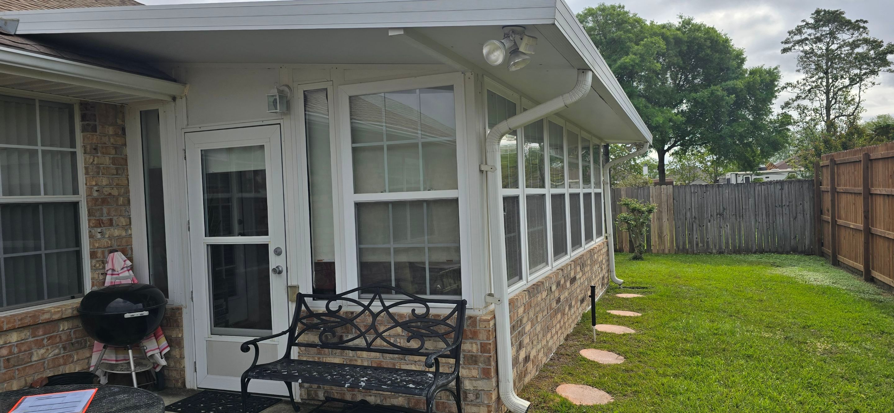 Glass Room using Colorbeam in Pensacola by Titan Sunrooms