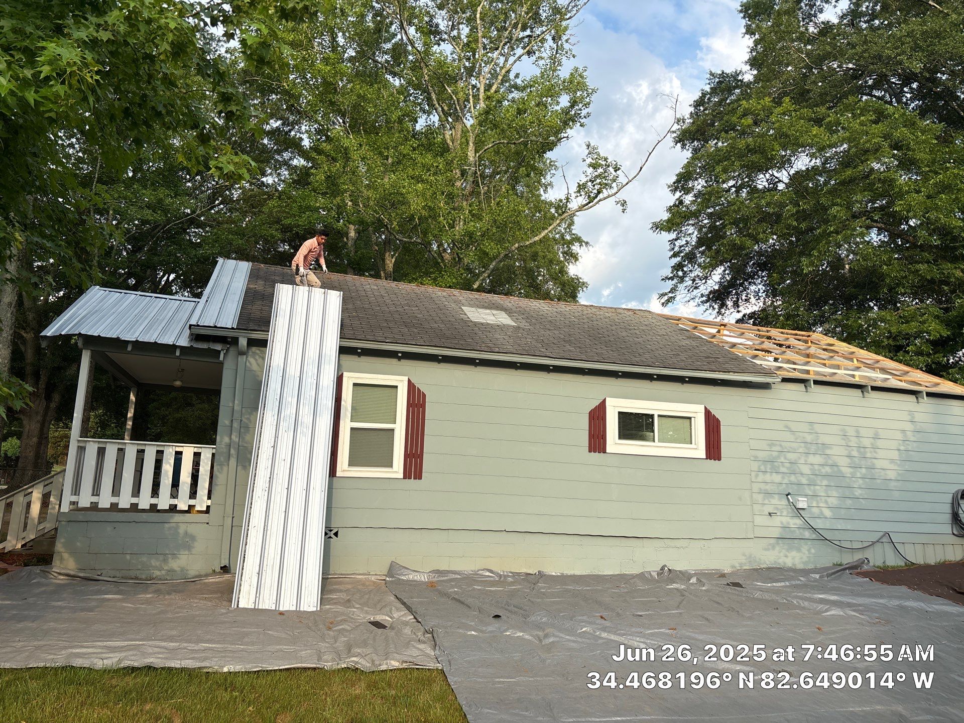Residential Metal Roof Replacement and Installation in Anderson by Roofers LLC