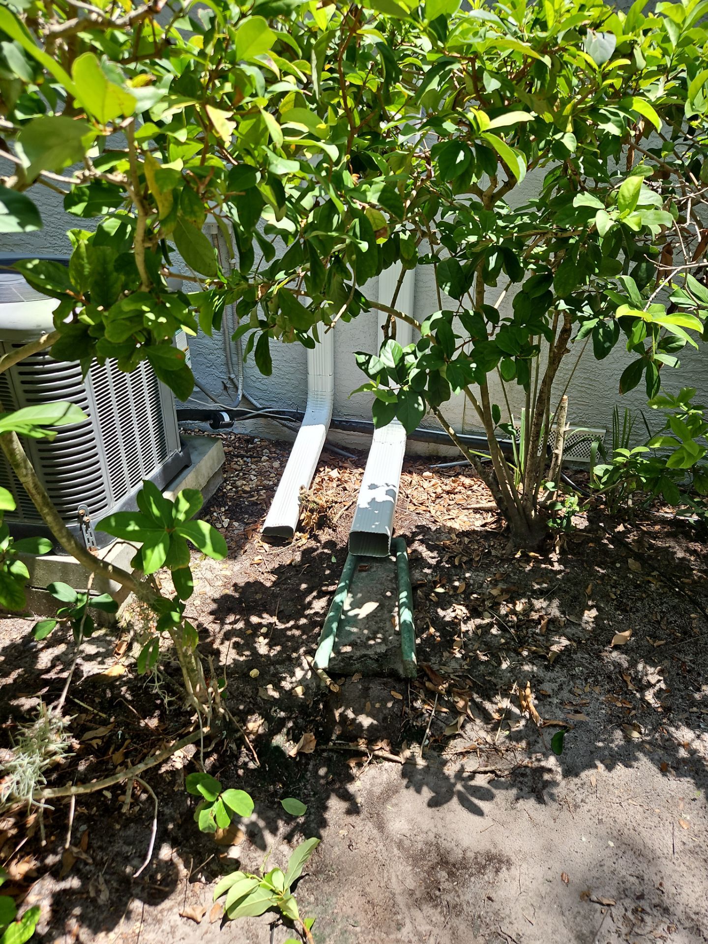 Gutter Cleaning Service and Gutter Guard in Fort Myers FL by Gutter Professors