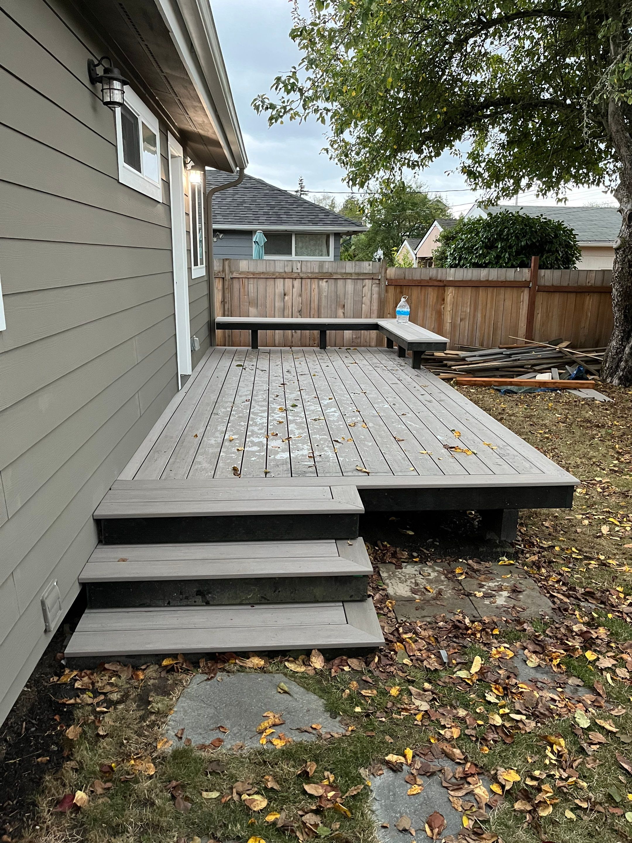 Seattle Deck & Bench by Alki deck builders 