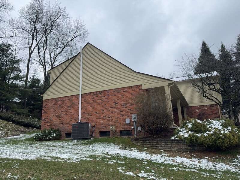 Siding Replacement using Alside Deep Moss by 180 Contractors