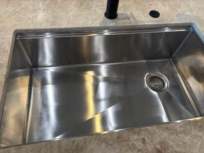 Stainless Steel Sink / Scratches Removal