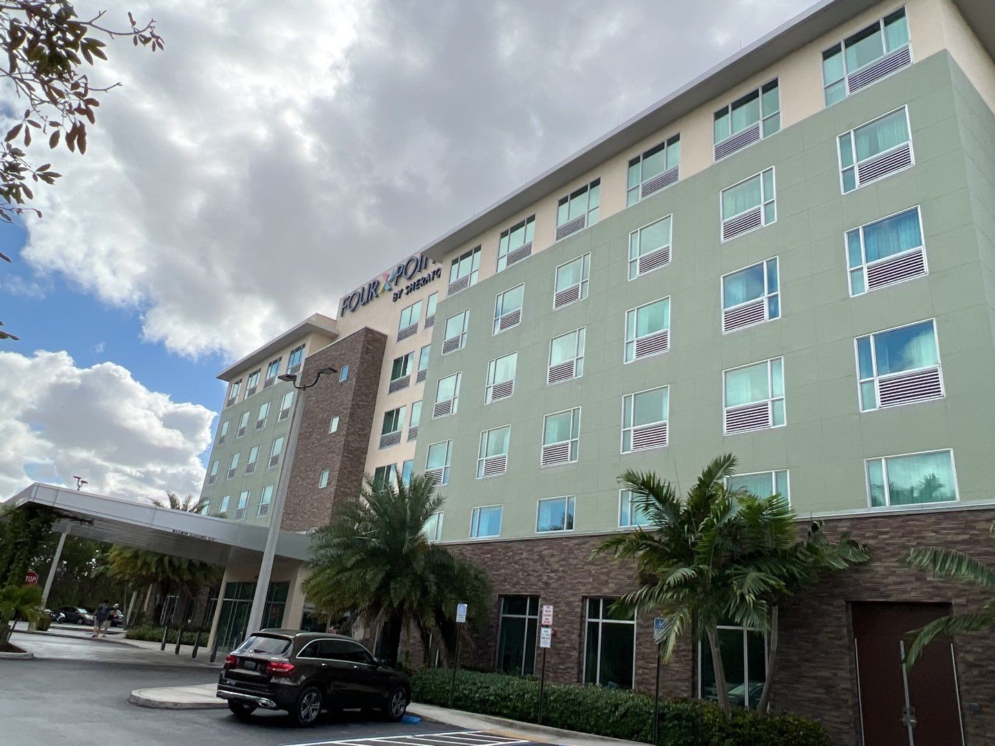 Four Points by Sheraton by Gemstone Builders, LLC.