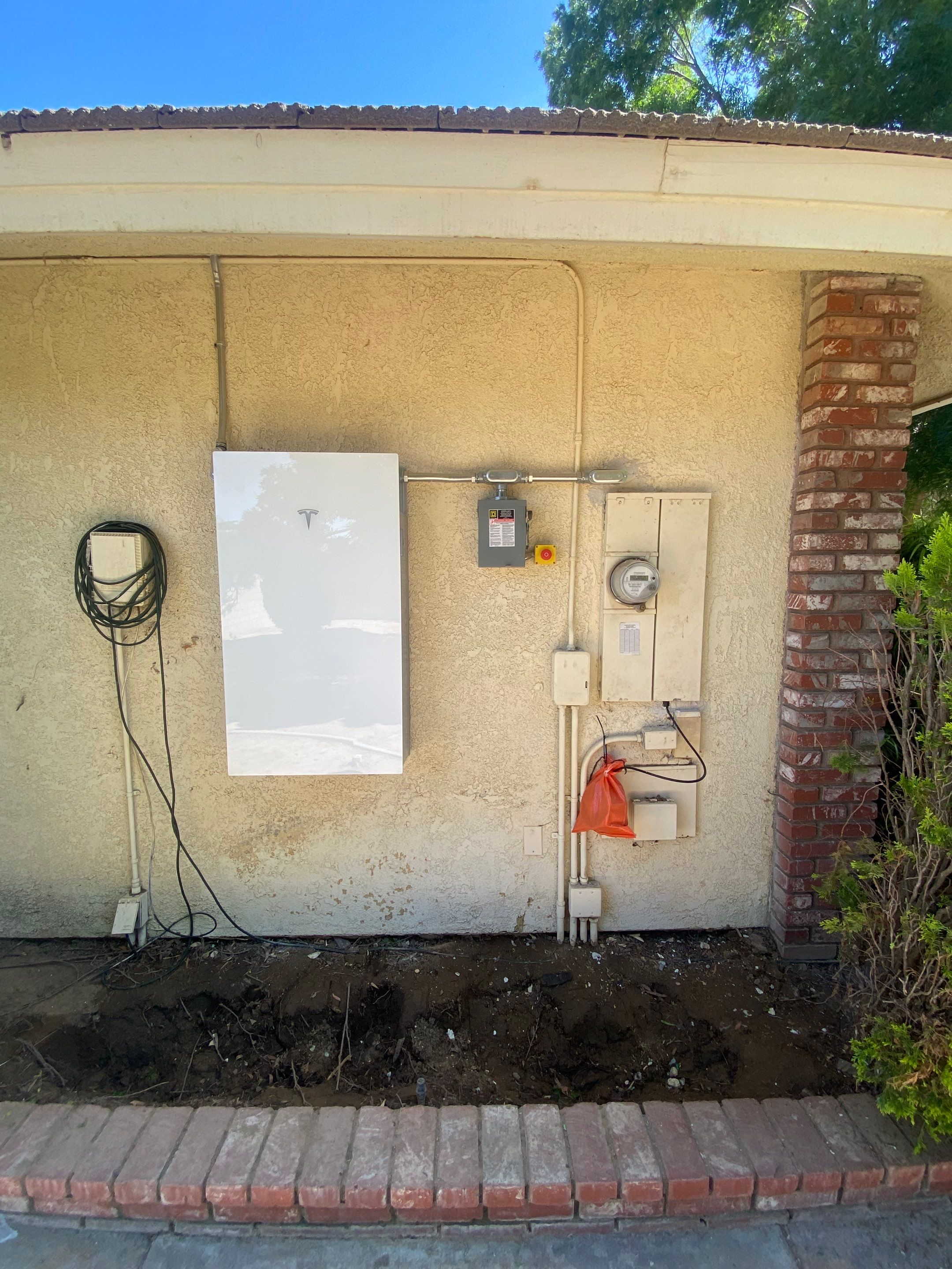 Solar with Tesla by VIBE SOLAR