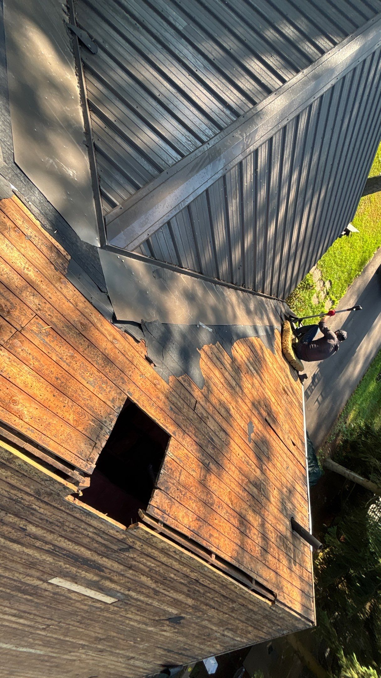 Roof Replacement using Owens Corning Peppercorn by 180 Contractors