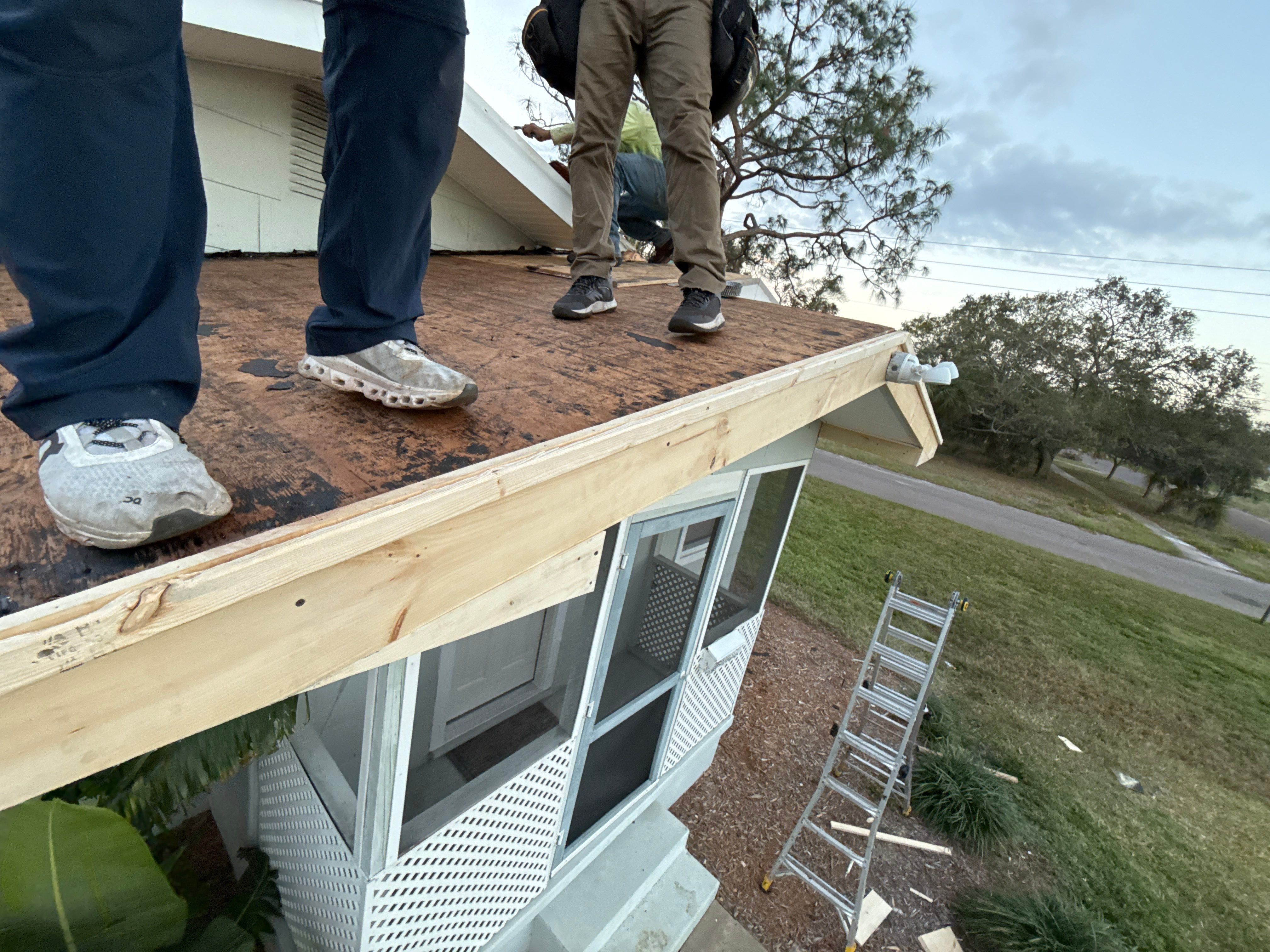 Project in St. Petersburg 33710 by Mitchell Roofing Company LLC 