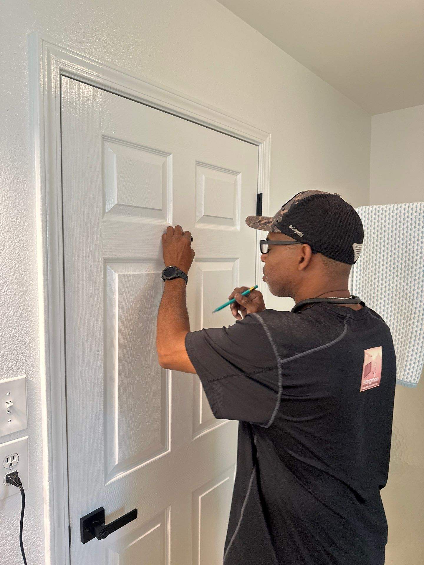 Handyman Projects by Hangman Mounting & Installation 