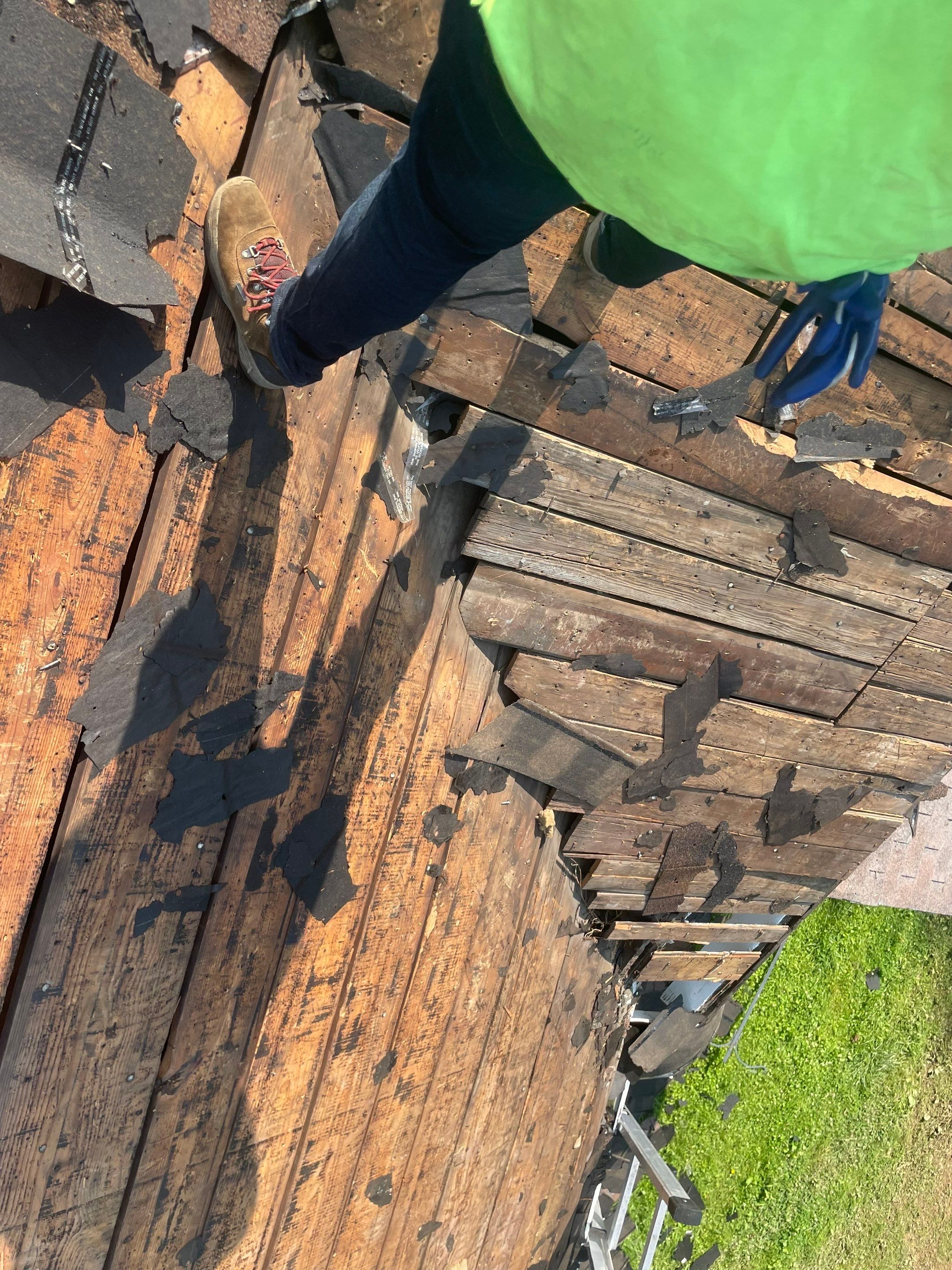 Project Highlight: CertainTeed Patriot XL Roof Installation in Wheelersburg, OH by Mr. Roofer