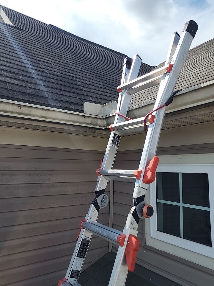 Liberty Township - Pristine Black by Tamlin Roofing