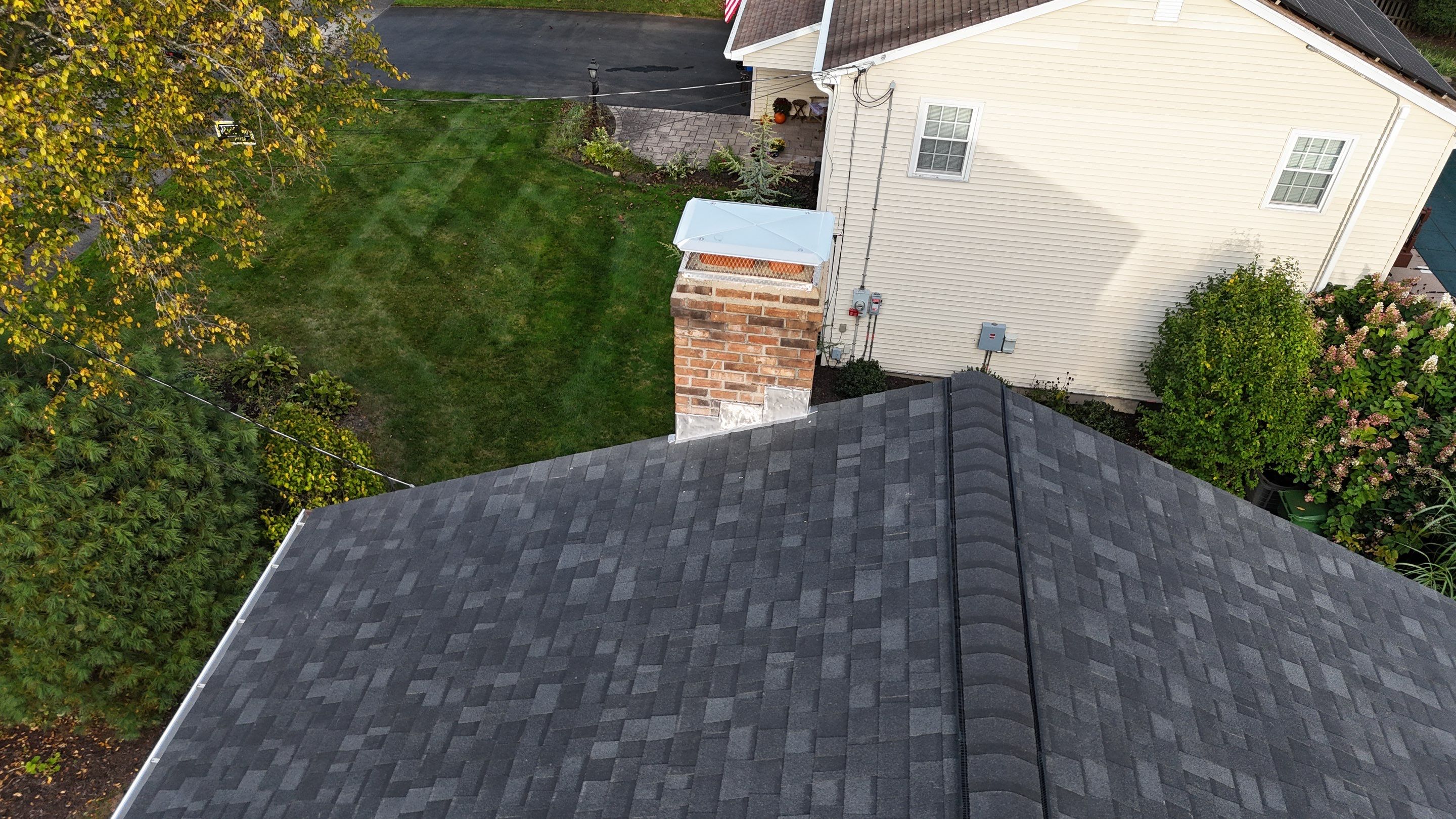 Owens Corning Duration: Onyx Black in Bristol by Golden Shield Roofing