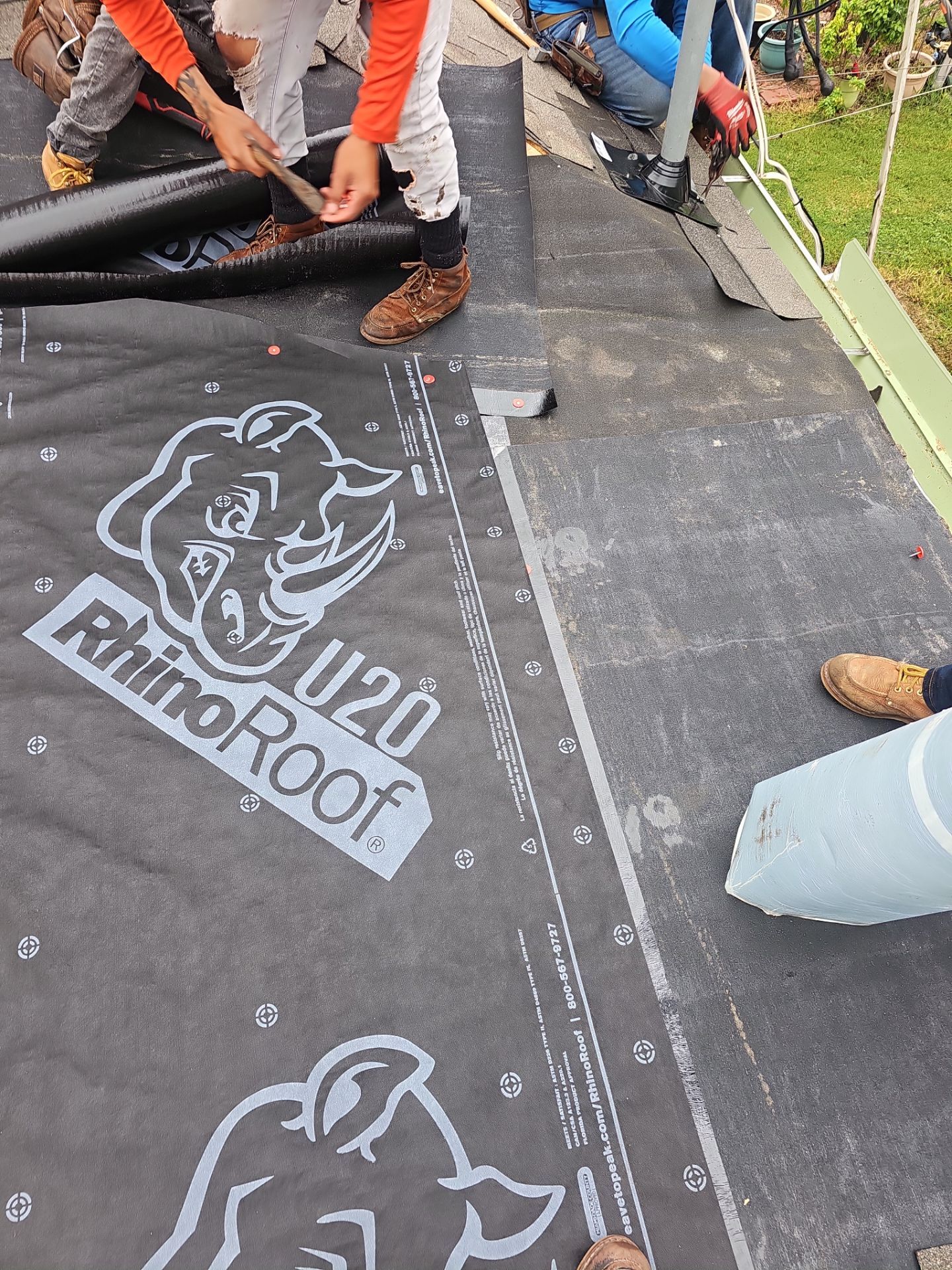 Residential Roofing Installation using Owen's Corning Duration (Lifetime) Shingles by Roof Repair Company