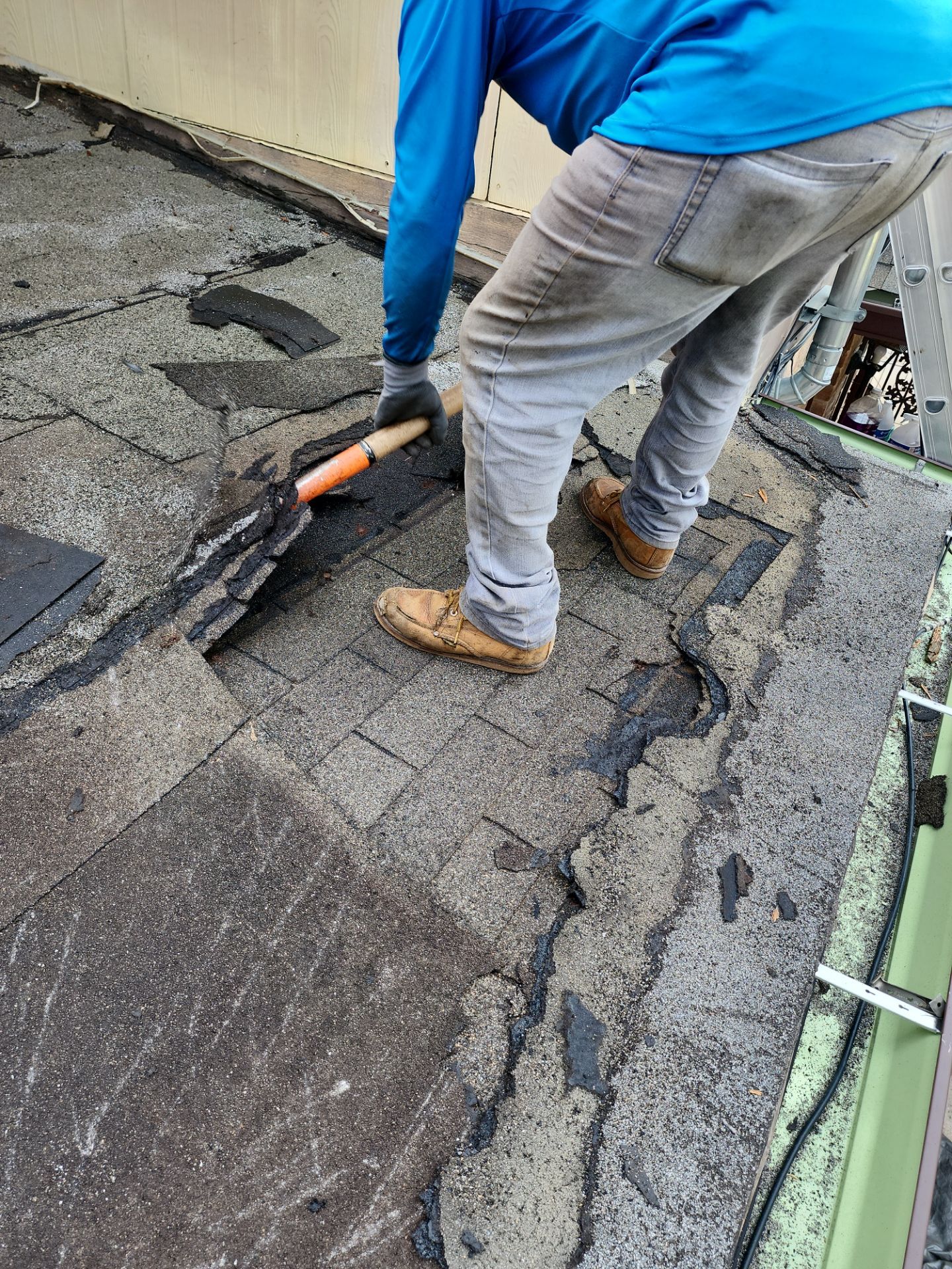 Residential Roofing Repair using Owen's Corning Duration (Lifetime) Shingles by Roof Repair Company