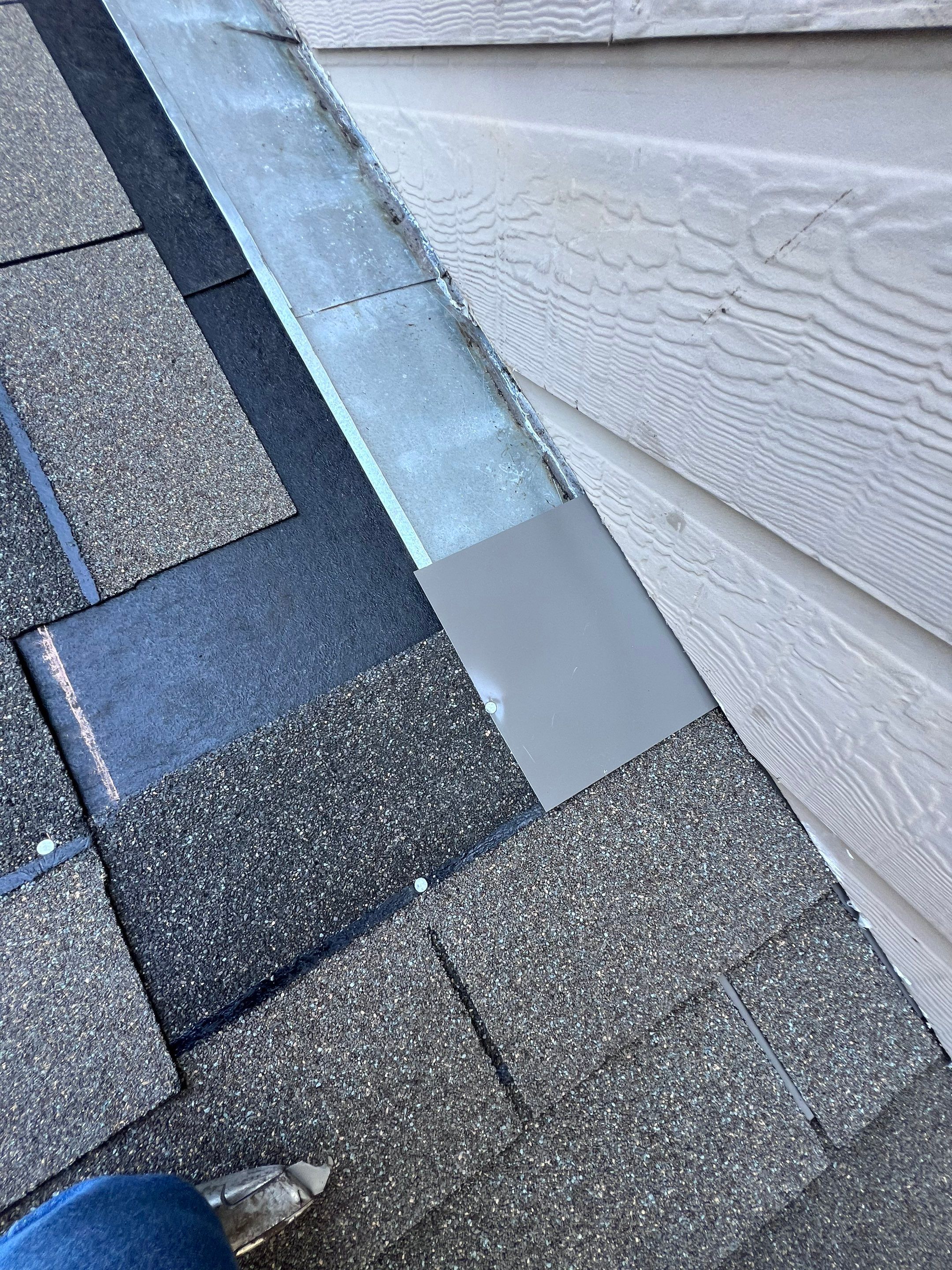 Residential Roofing Repair using Owen's Corning Duration (Lifetime) Shingles by Roof Repair Company