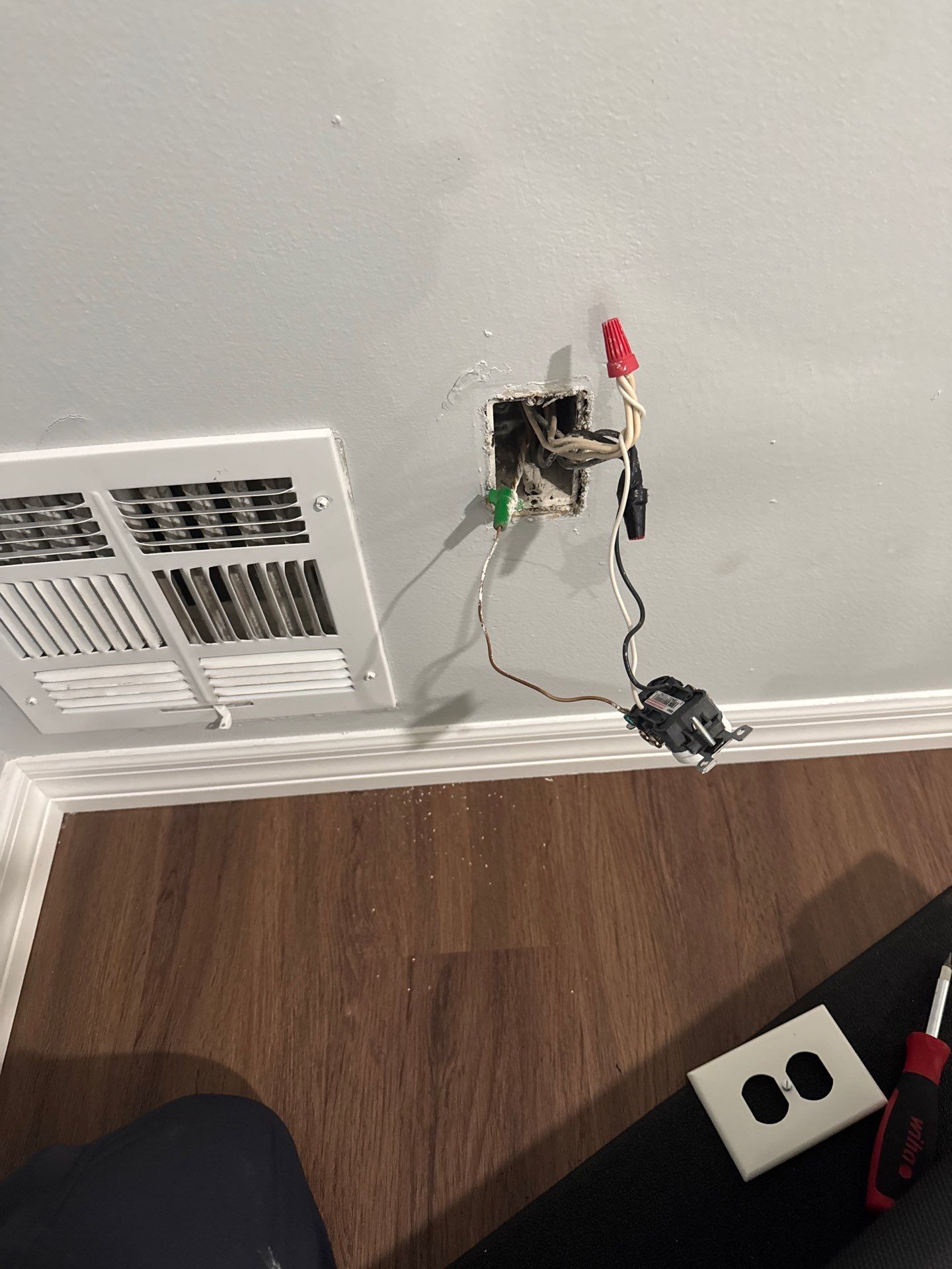 Electrical Repair in Orlando by Smartron Electric