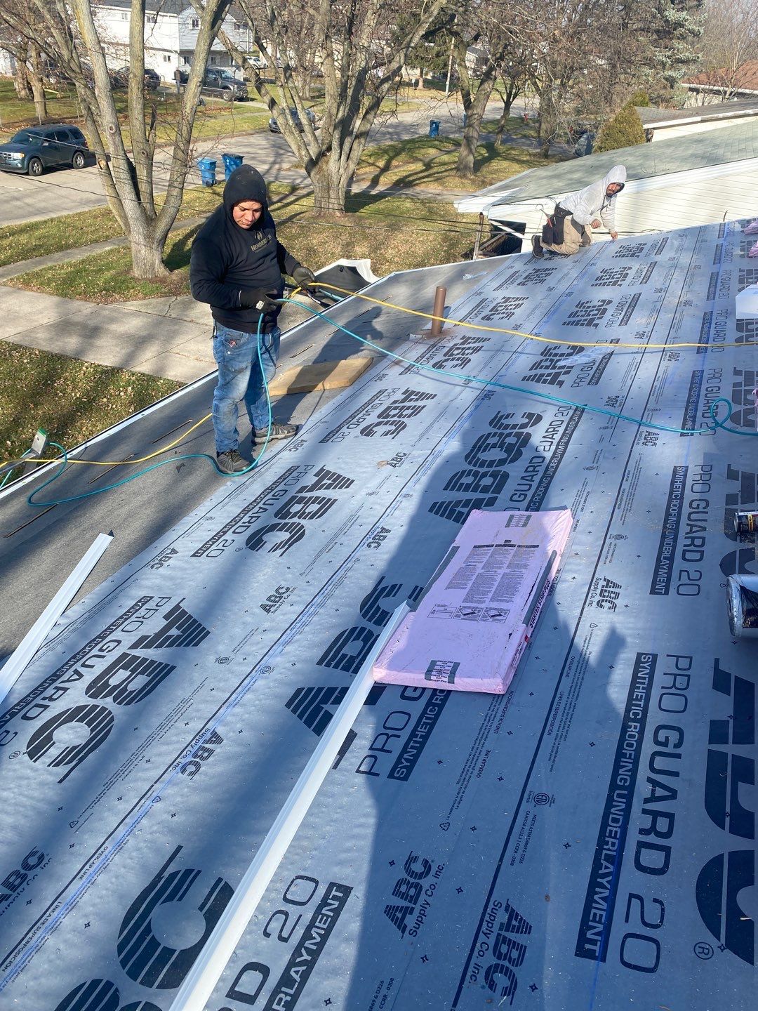 Residential Roofing Installation using Owens Corning Oakridge, Desert Tan by Absolute Roofing and Construction