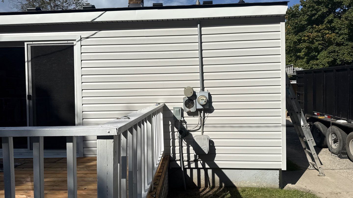 Siding Replacement using Alside D5" Platinum Grey by 180 Contractors