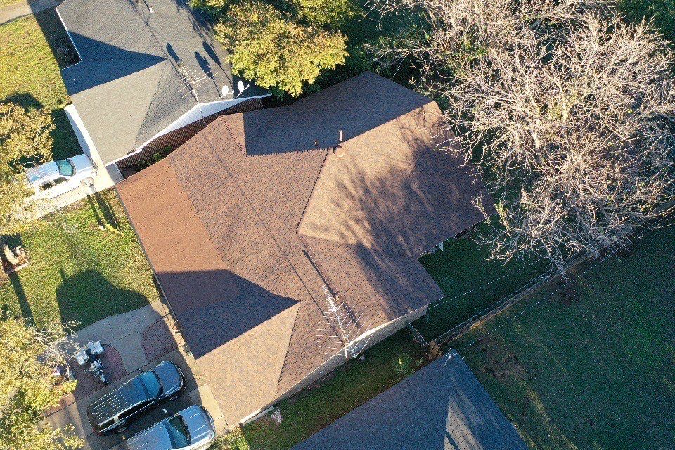 Cleburne, Tx - Reroof + Wood Rot Repairs by DT Roofing - Seth Wells