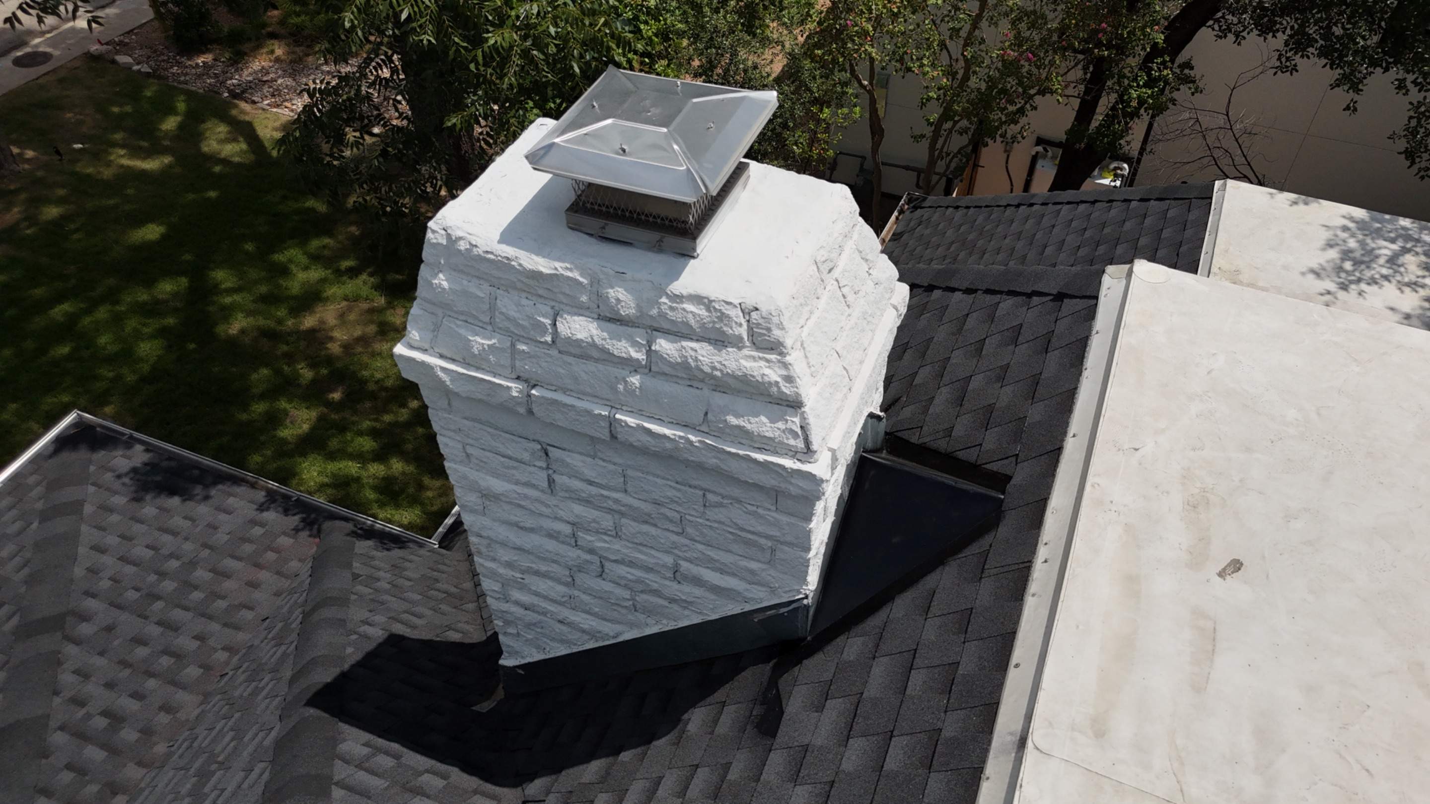 Charcoal - GAF Timberline HDZ by RoofsOnly.com