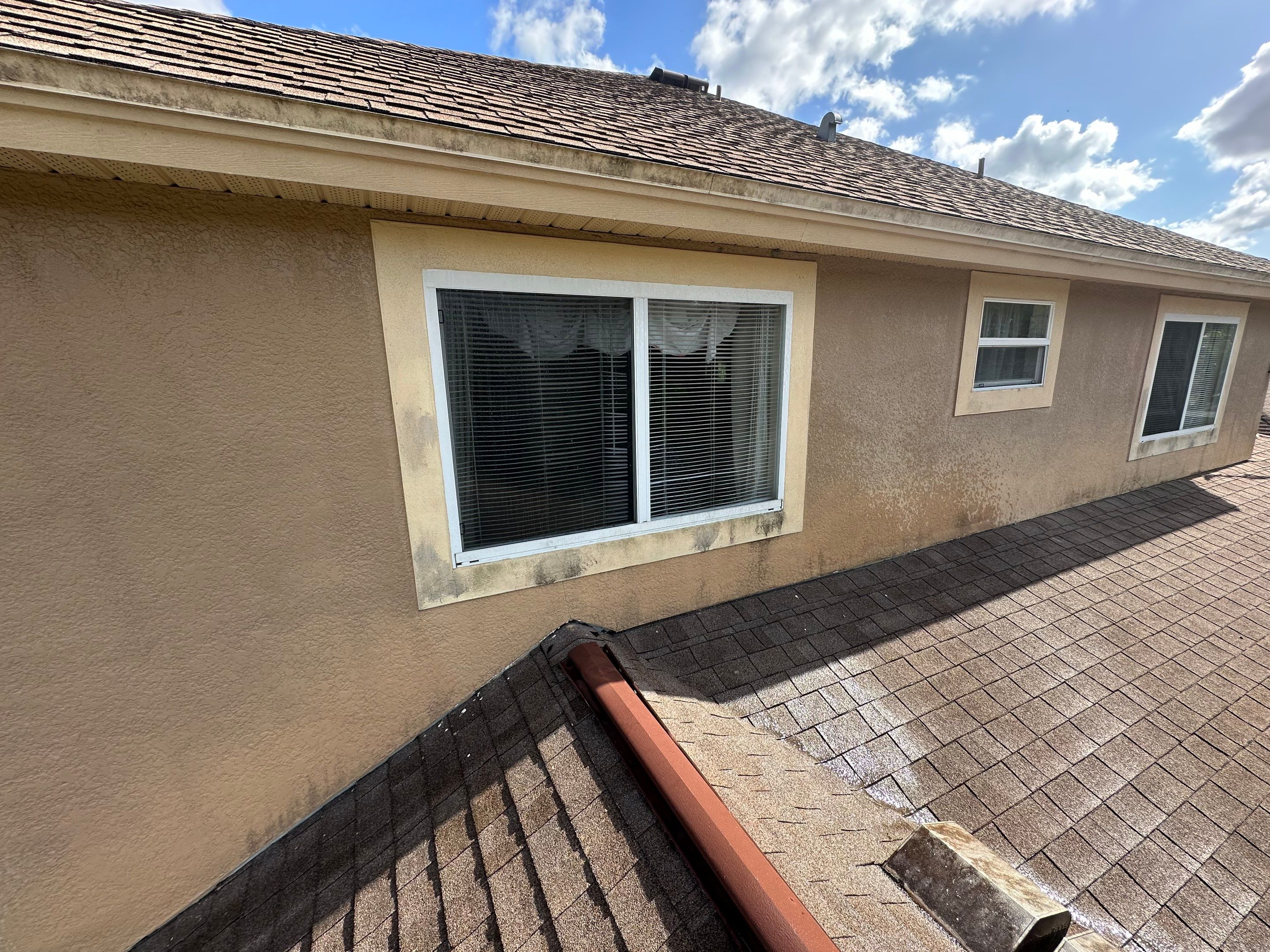 House Wash, Roof Cleaning & more Oakleaf Hammock, Ellenton, FL | Sunshine AquaWash by Sunshine AquaWash
