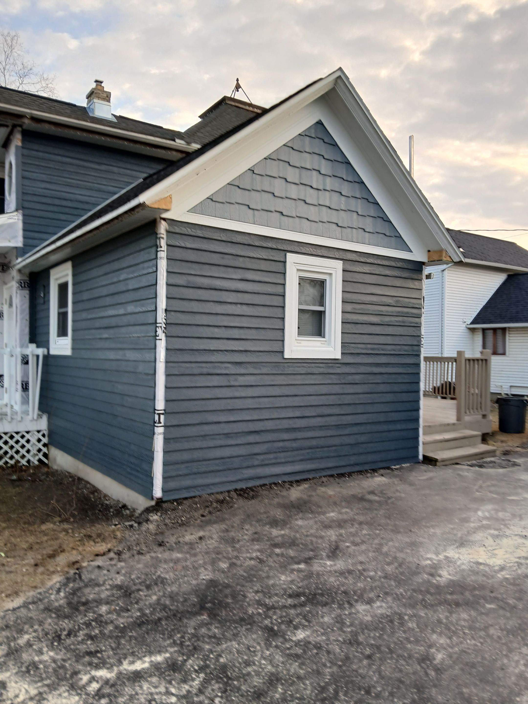TAMMY'S DREAM HOME FIX UP!  by Gellings Roofing & Siding