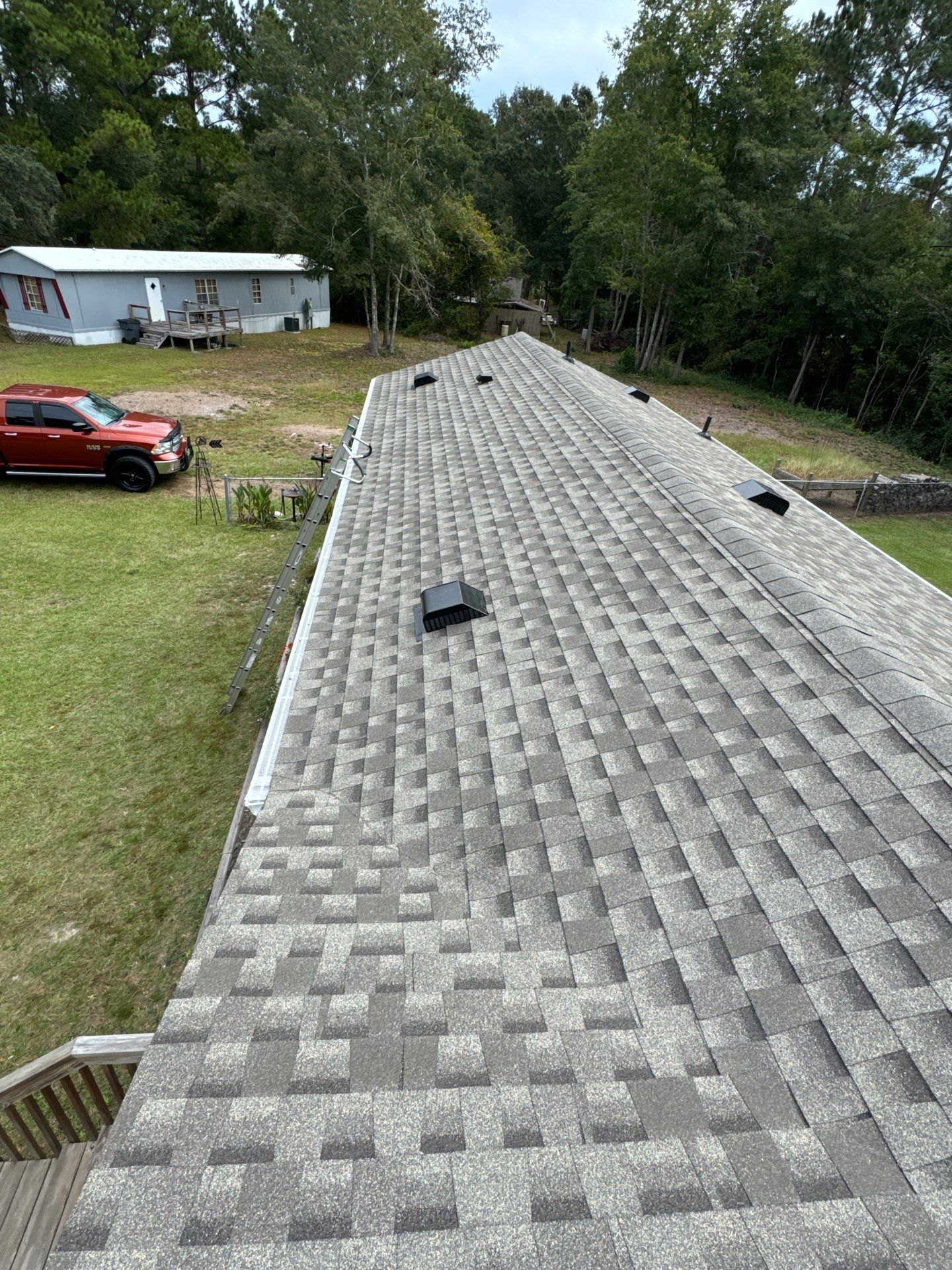 GAF HDZ - Weathered Wood by Linta Roofing Inc