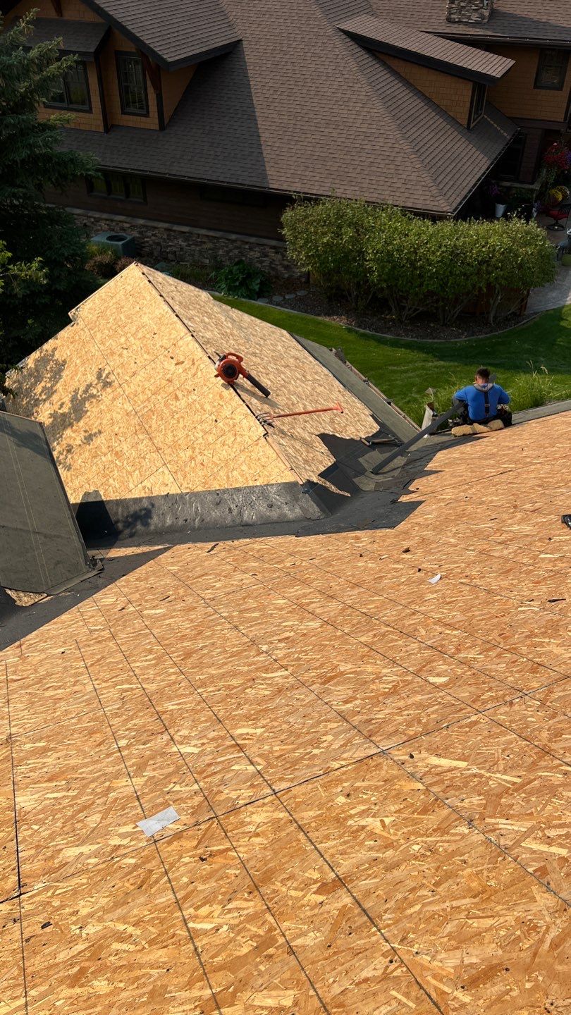 Owens Corning TruDefinition Duration by Montana Roofing Solutions