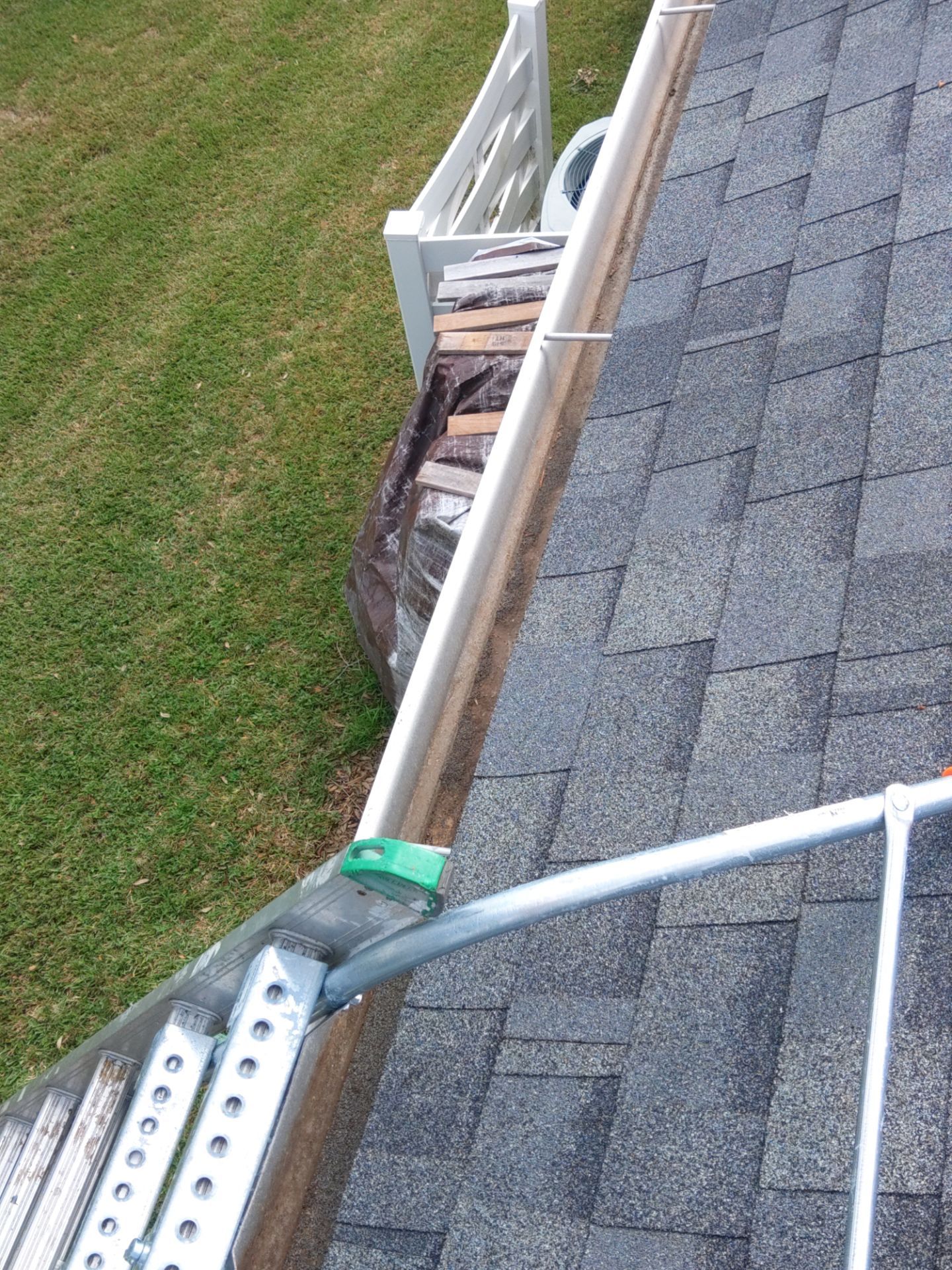 Gutter Guard Systems Installed in Bradenton FL by Gutter Professors
