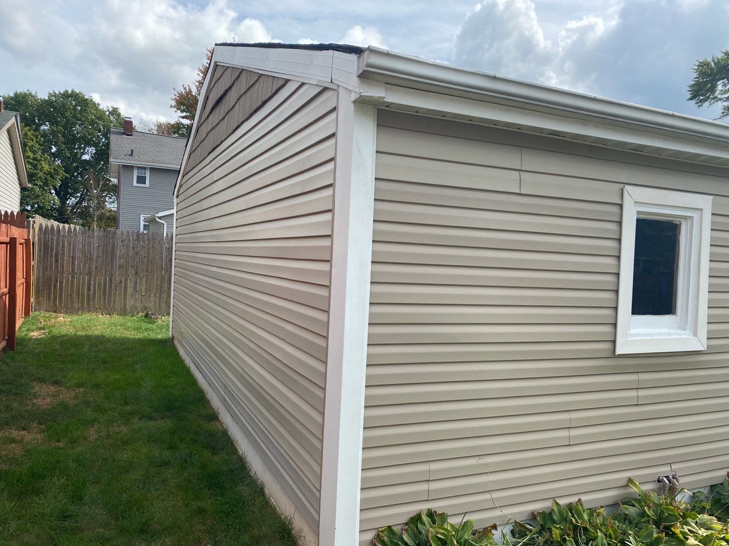 lynn Mclaughlin by Silver Leaf Contracting 