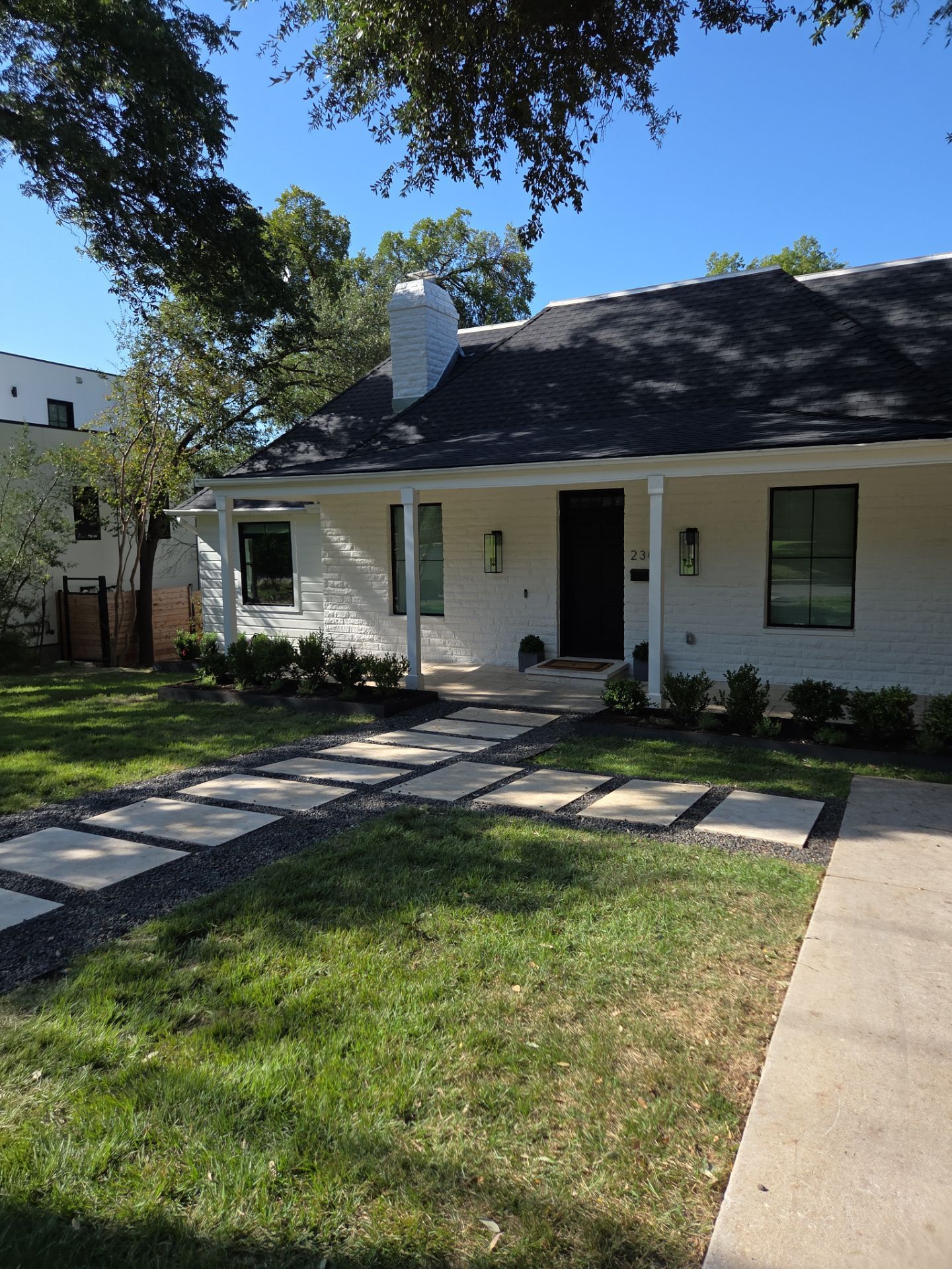 Charcoal - GAF Timberline HDZ by RoofsOnly.com