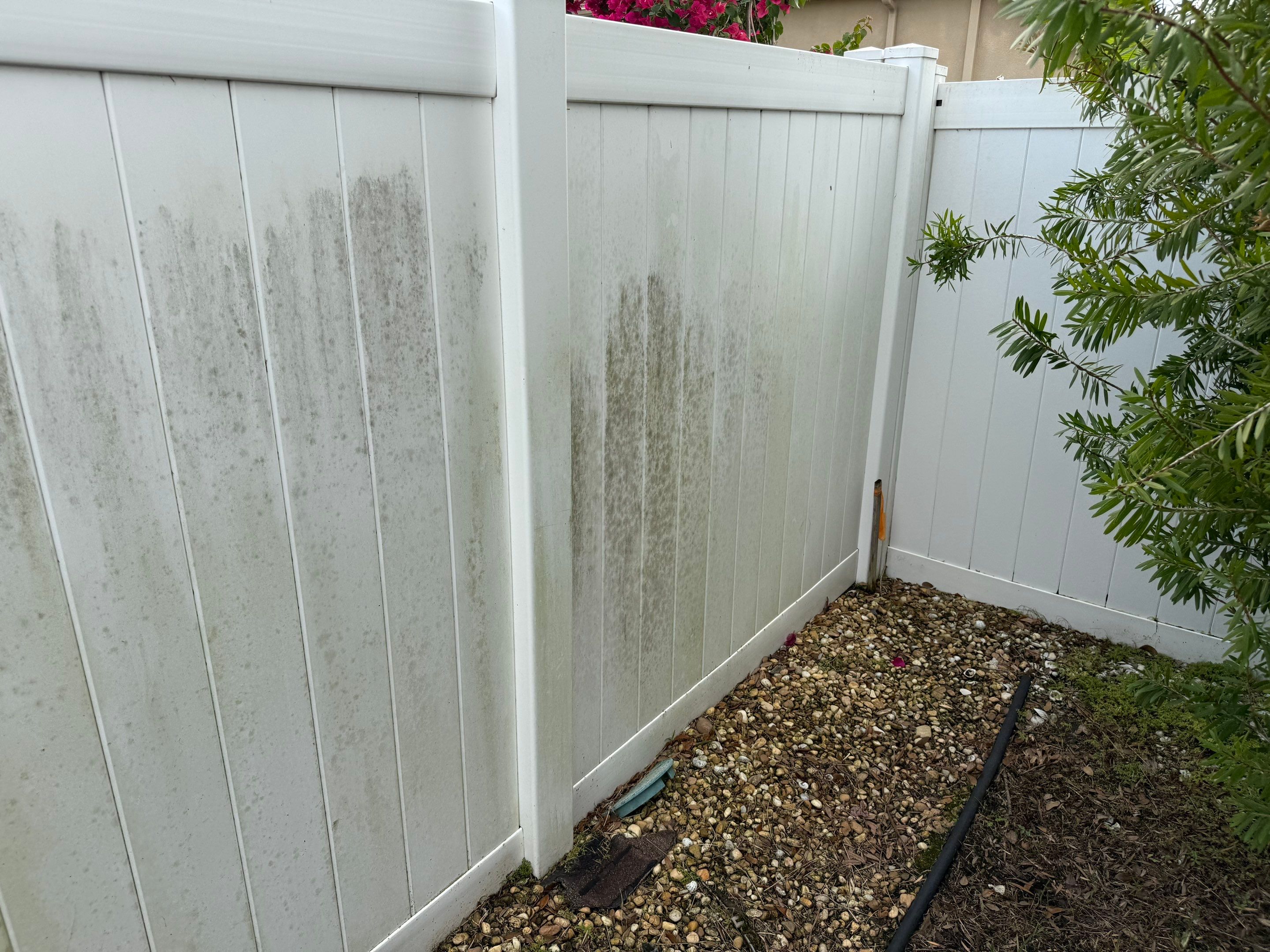 Patio, Vinyl Fence, & Partial House Wash in Creekside, Parrish, FL | Sunshine AquaWash by Sunshine AquaWash