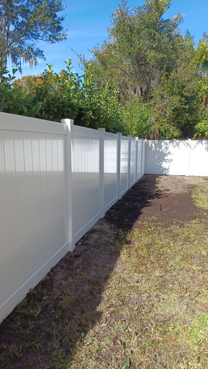 Sarasota, FL 6ft. Tall White Vinyl Privacy Fence  by Asap fence and gates, LLC