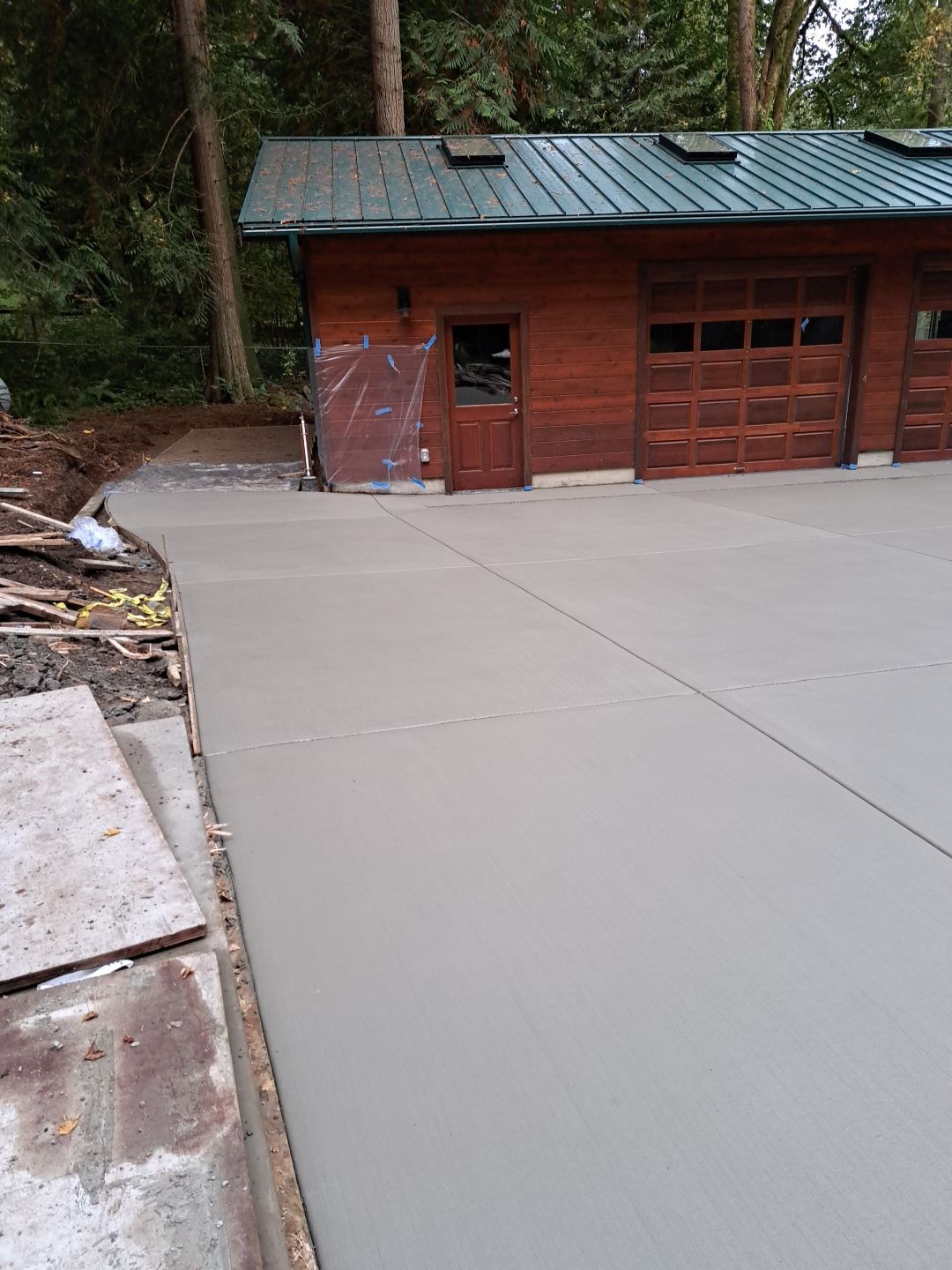 Pia | Custom Concrete Driveway, Walkway & Floating Steps by Jireh Asphalt & Concrete Inc 