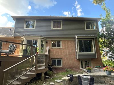 Roof Replacement using Owens Corning Peppercorn and Siding Replacement using Ascend Charcoal Smoke