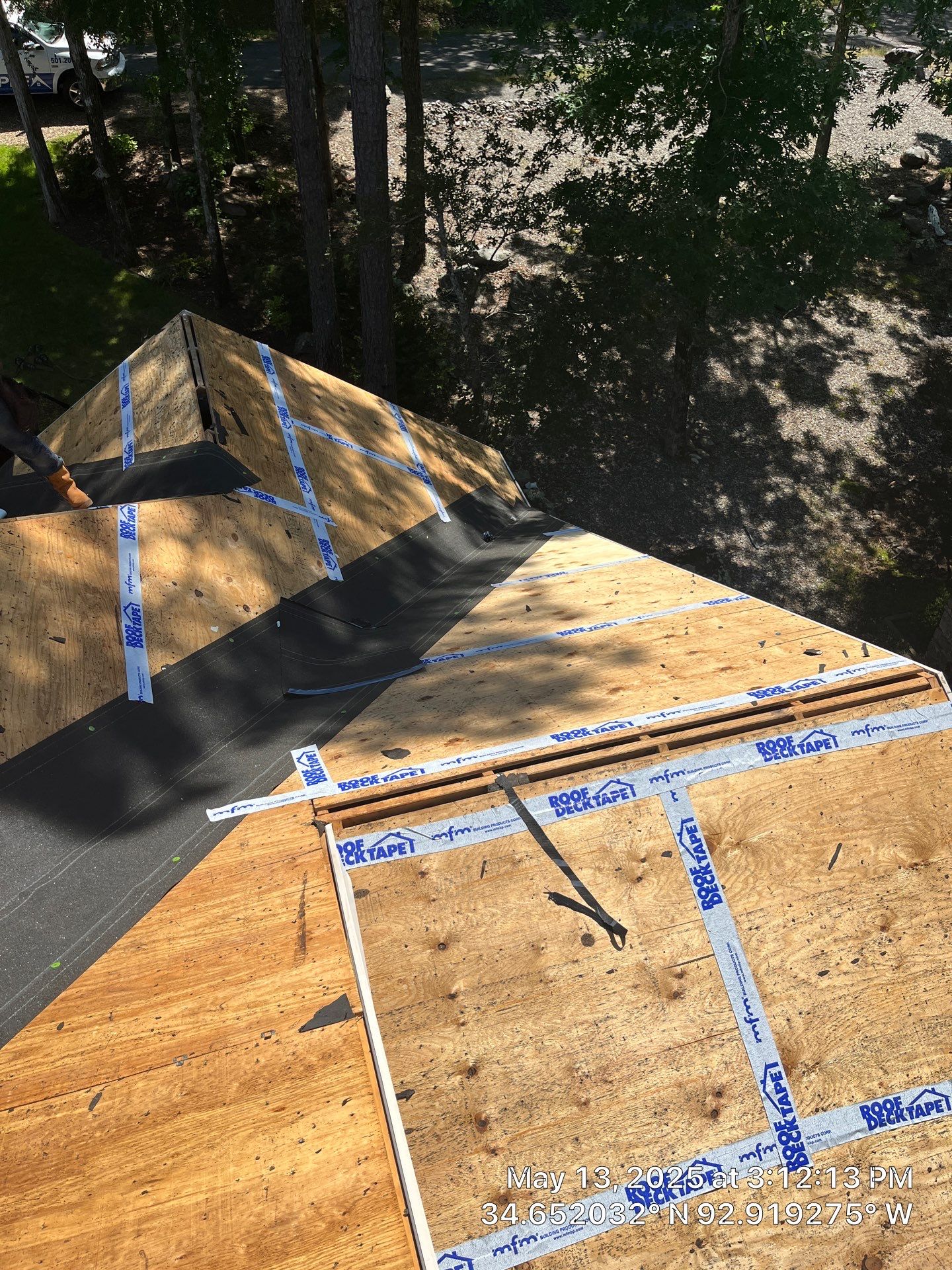 Architectural Shingle Roof Replacement and Skylight Installation in Hot Springs Village by Temple Roofing and Exteriors