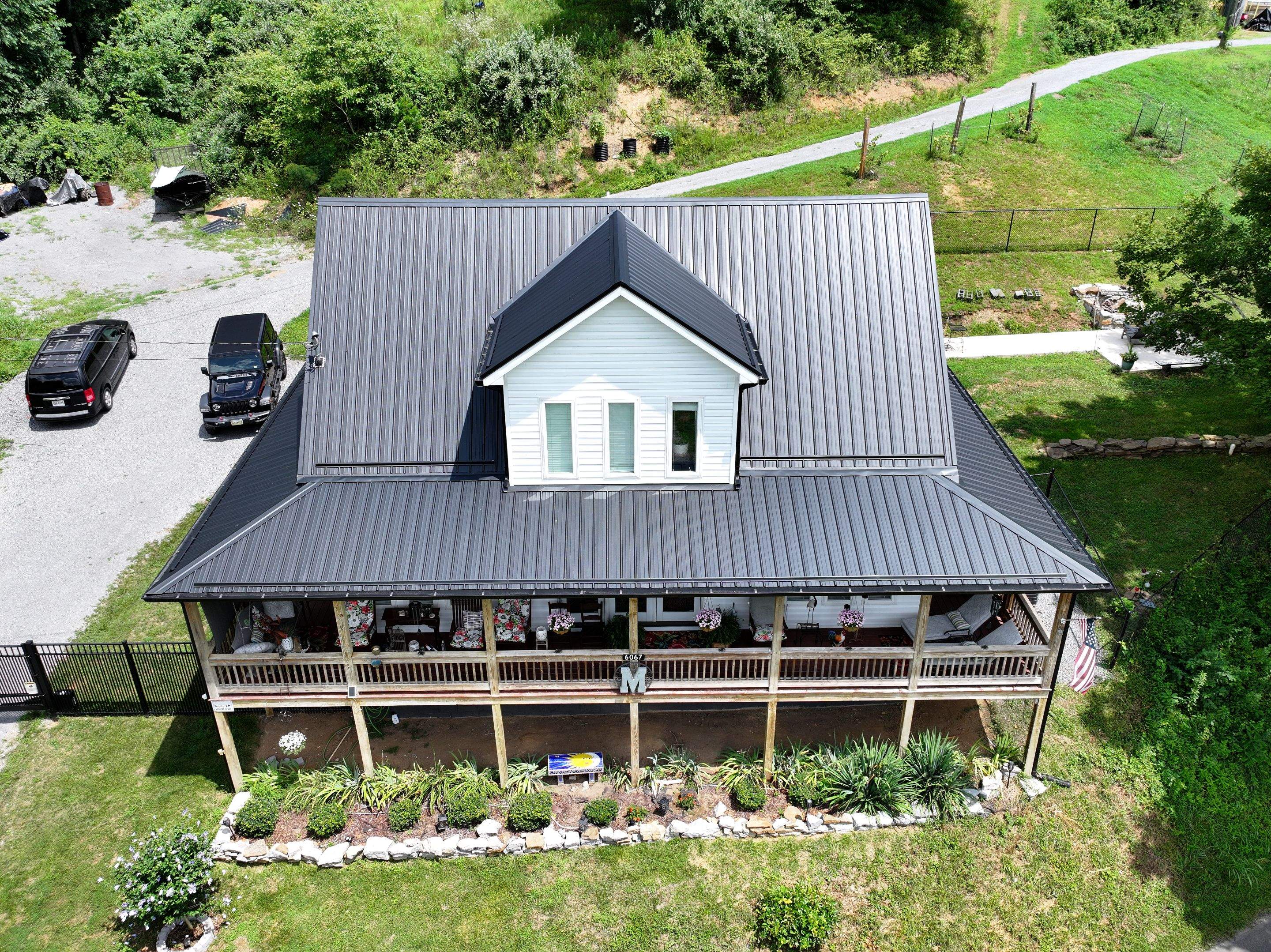 Murphy Residence by Omnia Roofing