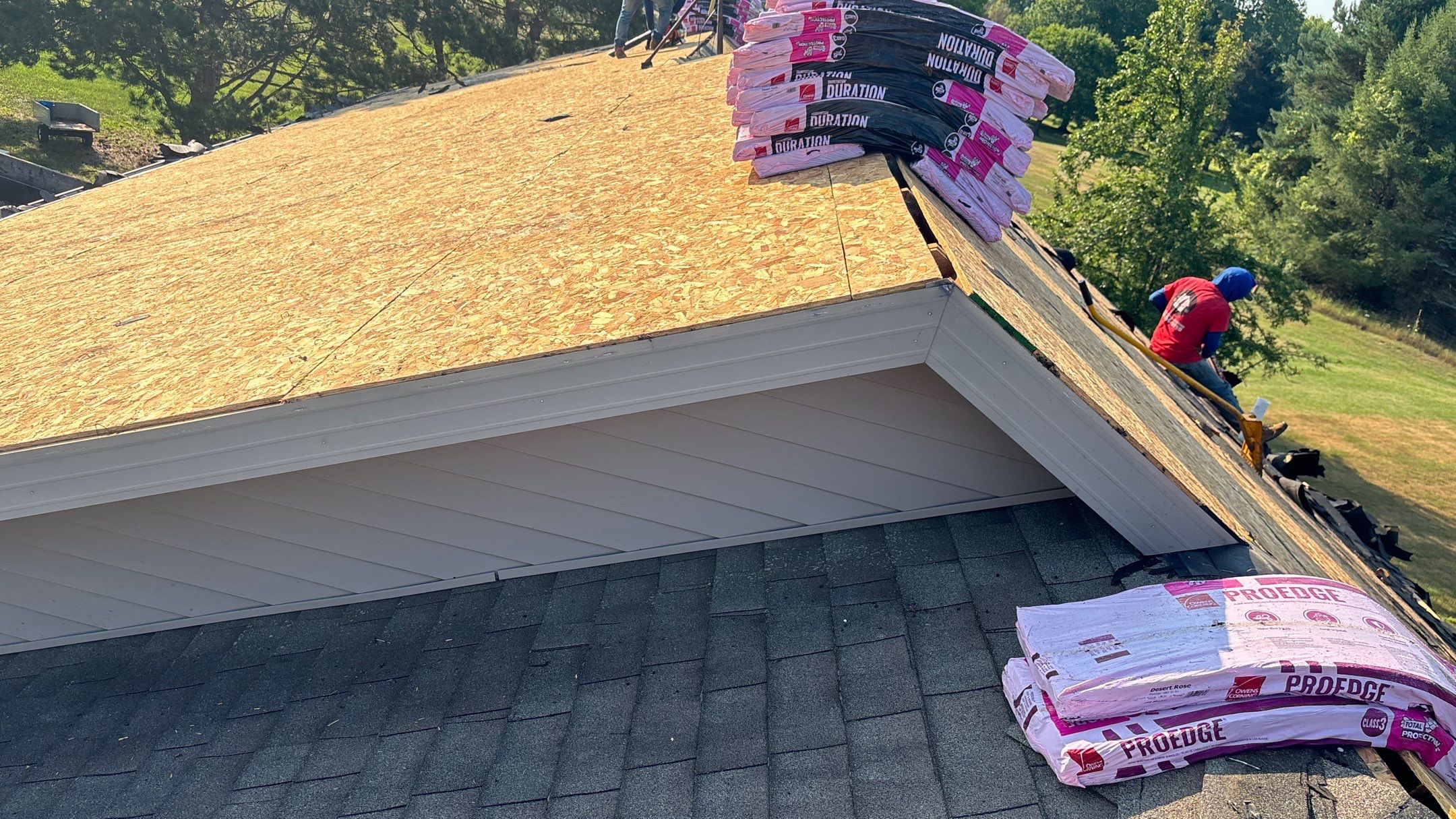 Roof Replacement using Owens Corning Tru Definitions by 180 Contractors