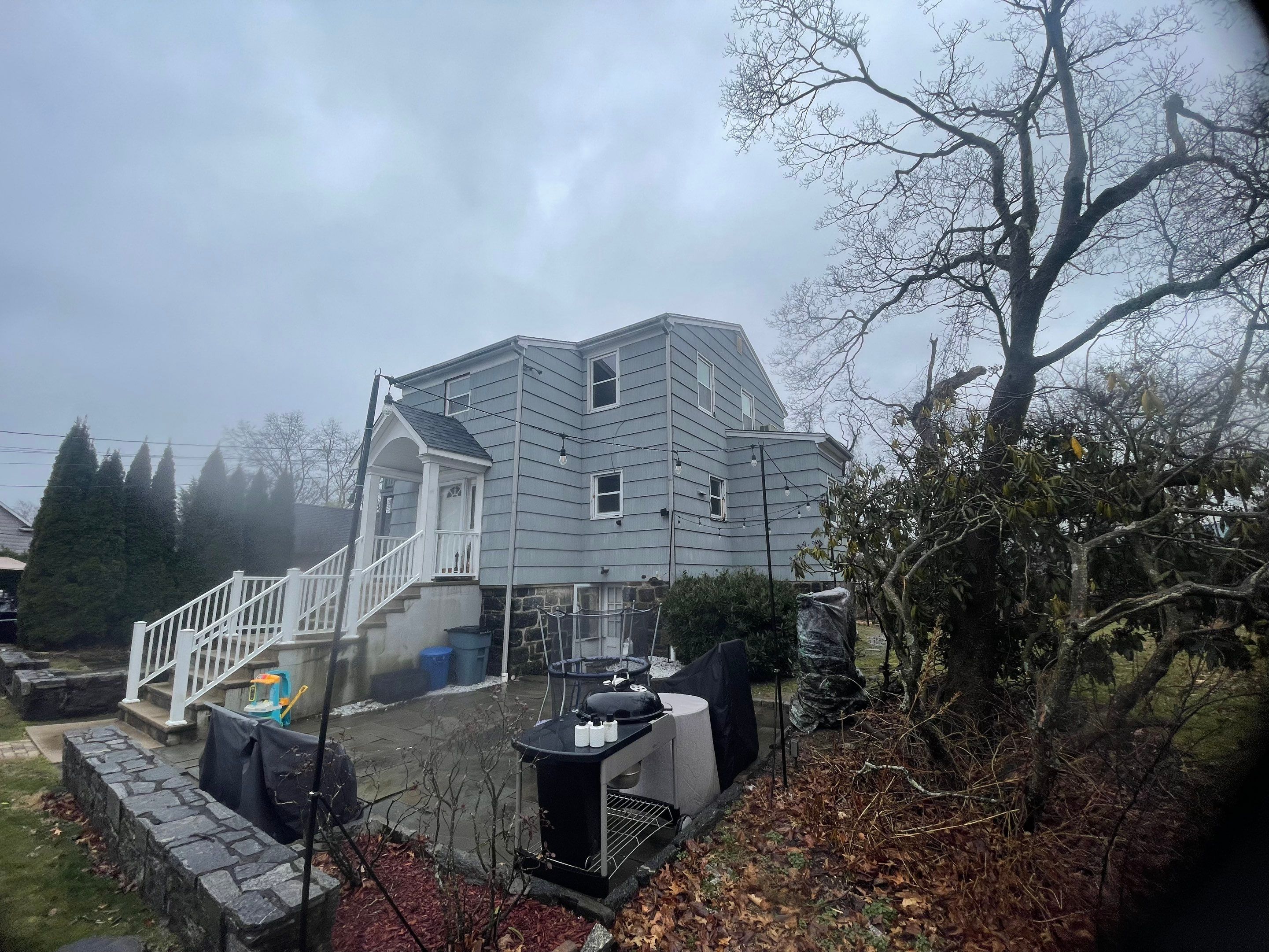 Siding Installation using Certainteed Cedar Impressions Straight Edge Perfection Shingles - D7 - Sterling Gray by A Plus Exterior