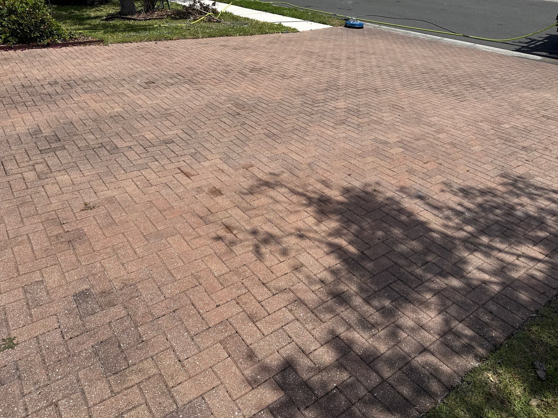 Paver Driveway & Sidewalk Cleaning with Hi-Low Surface Cleaner – Oakleaf Hammock, Ellenton, FL by Sunshine AquaWash