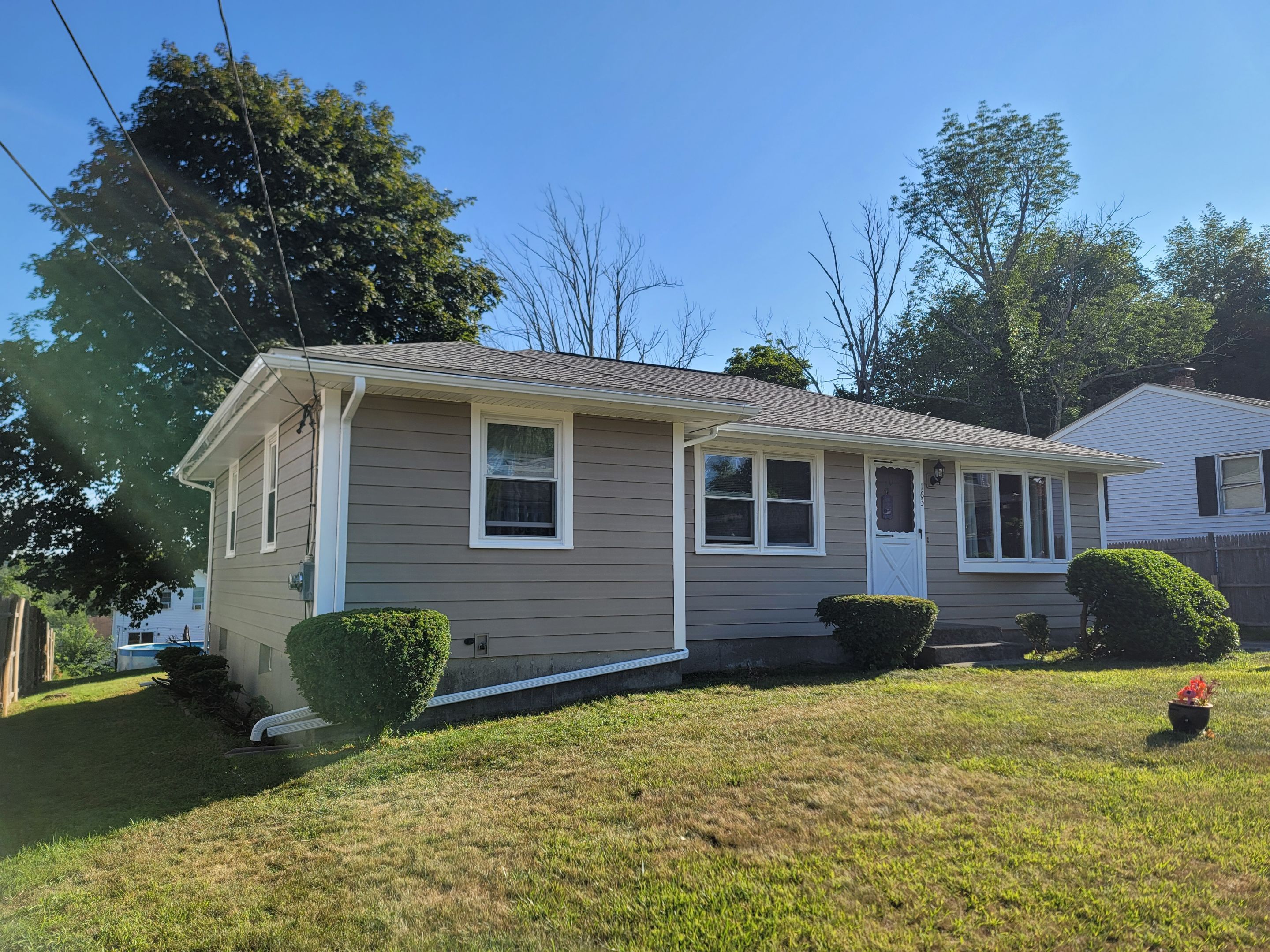 Siding Installation using Everlast Composite Siding by UBrothers Construction