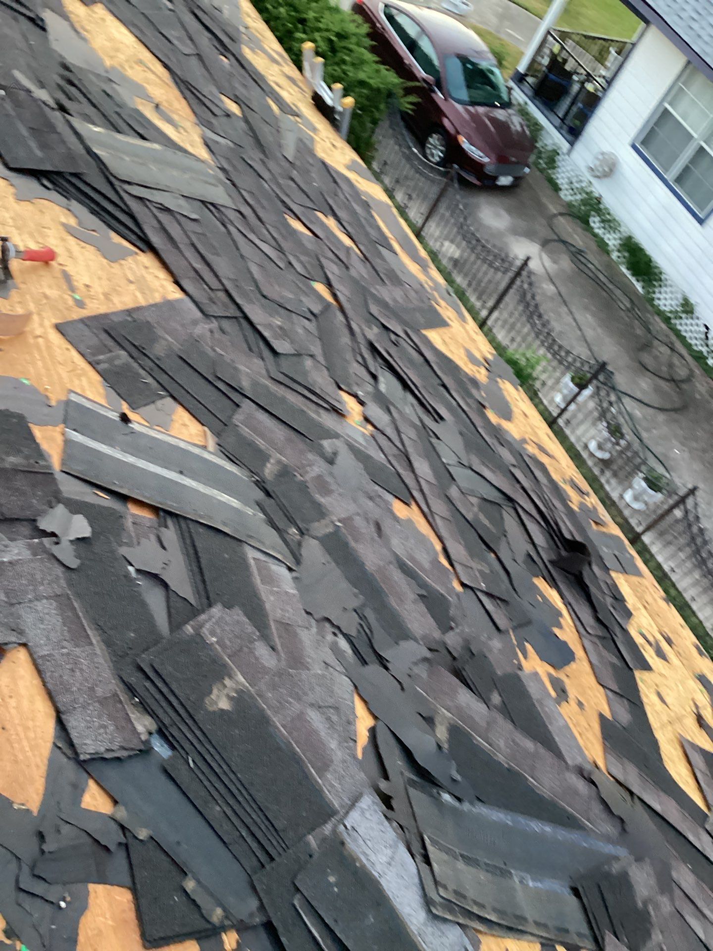 Residential Roofing Installation using Owen's Corning Duration (Lifetime) Shingles by Roof Repair Company