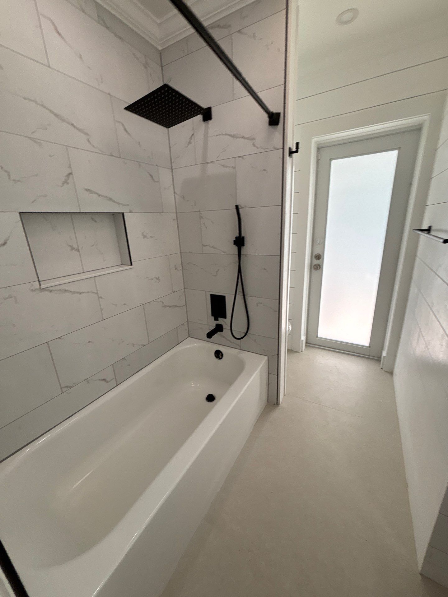48x48 Flooring - East Boca Raton by Hevi Tile