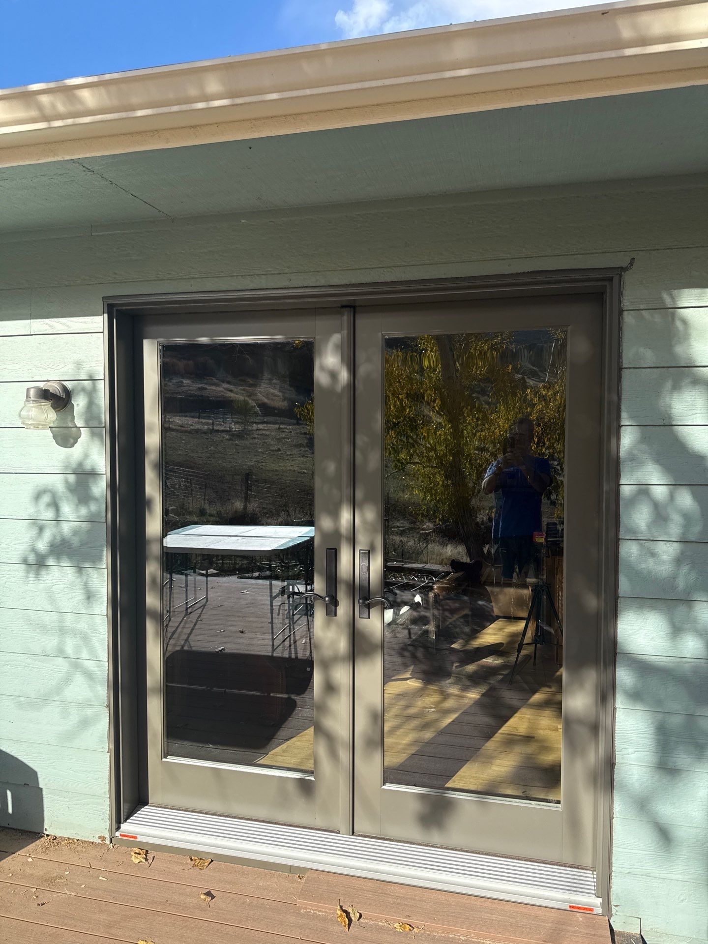Need new wood windows? Anderson E-Series showcases the home by 1st choice windows and siding