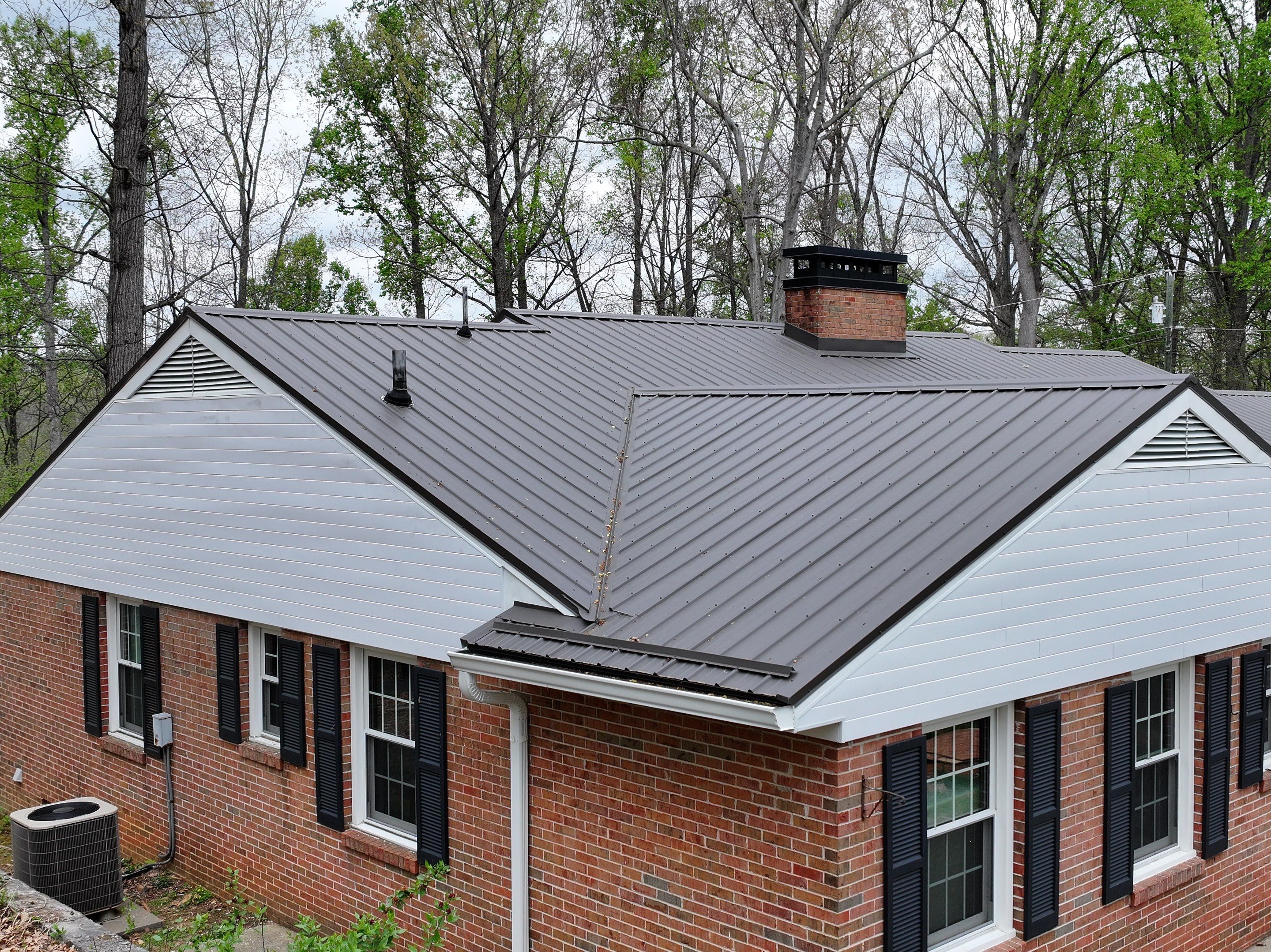 Jones Residence by Omnia Roofing