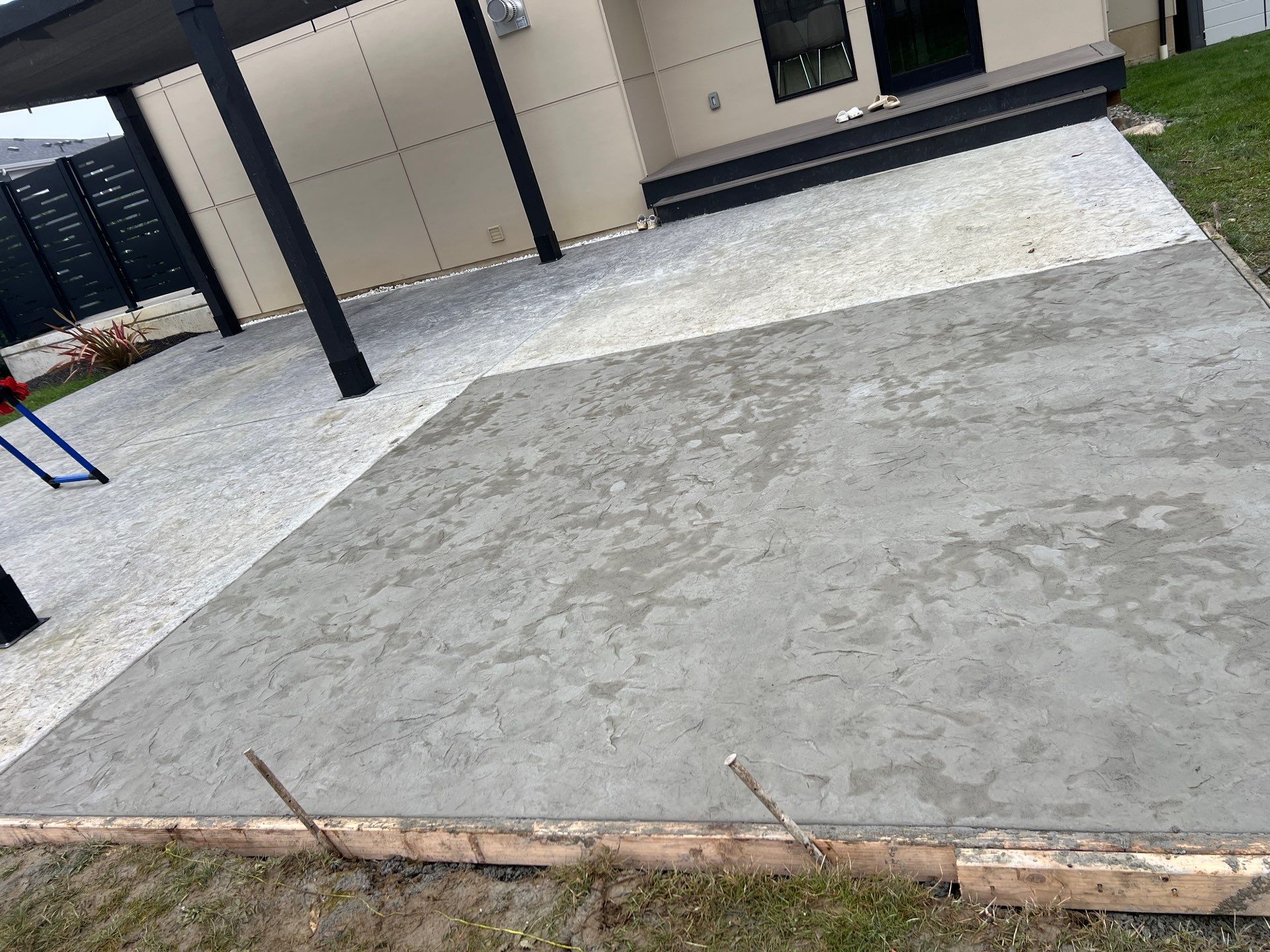 Retaining Wall & Concrete Patch Repair | Everett  by Jireh Asphalt & Concrete Inc 