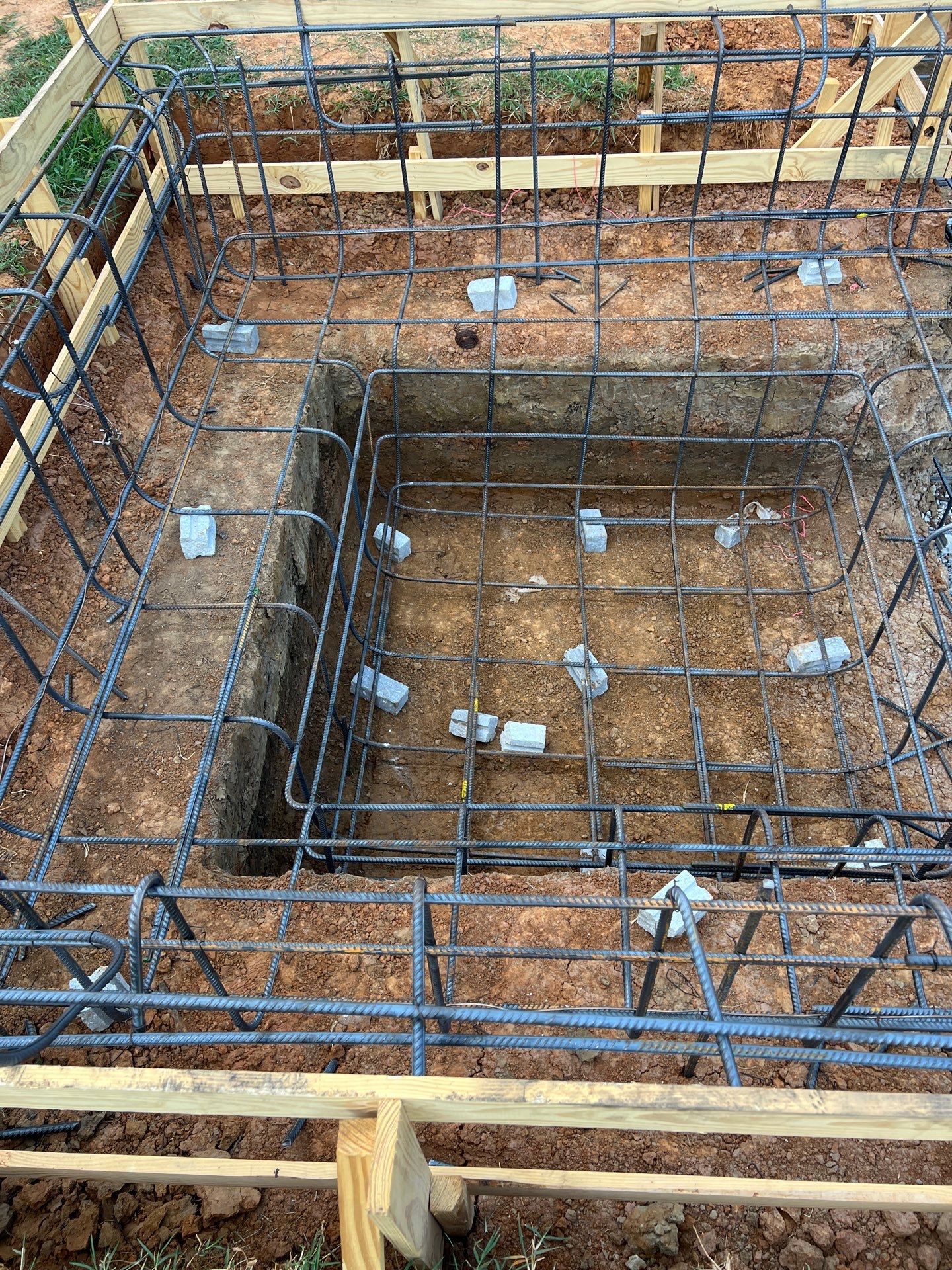Sleek Rectangular Pool with Dark Interior Finish by Pinnacle Pools and Spas - DFW