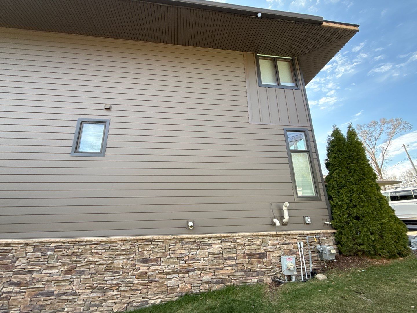Siding Replacement using Ascend by 180 Contractors